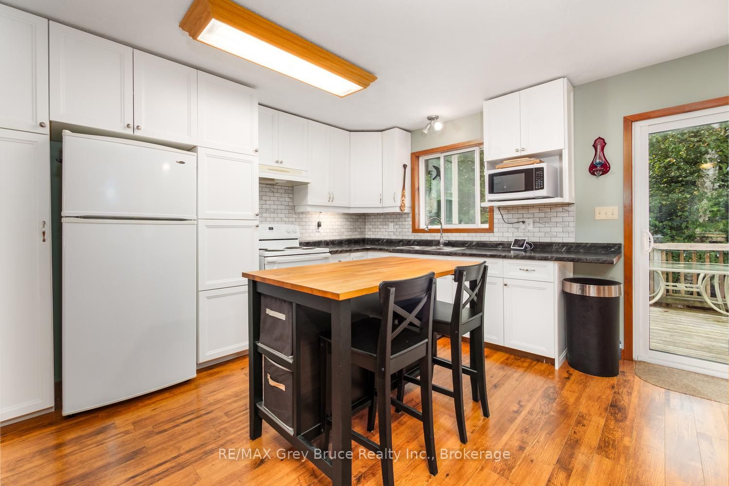 27 Woodstock Avenue Property Photo 19