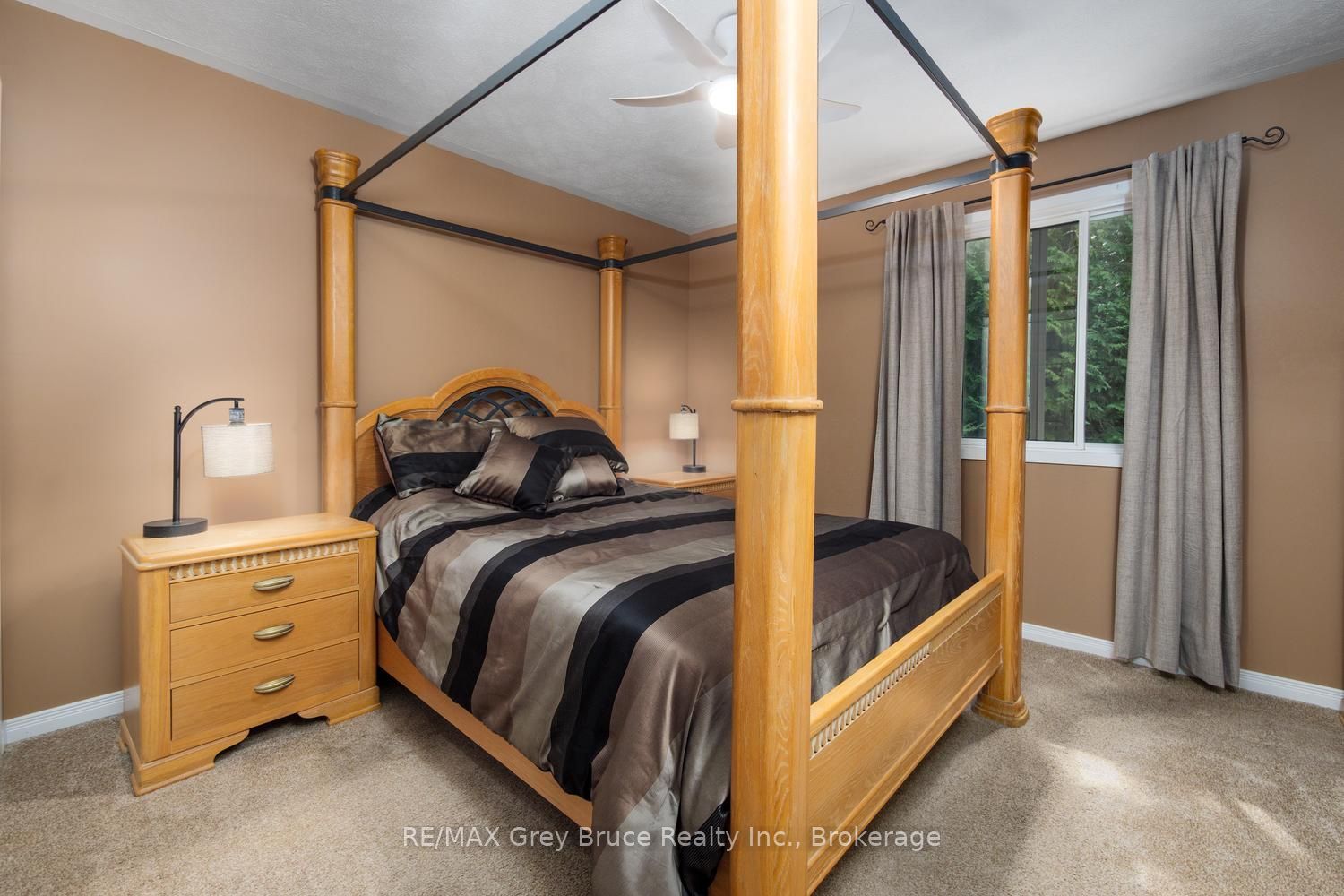 27 Woodstock Avenue Property Photo 22