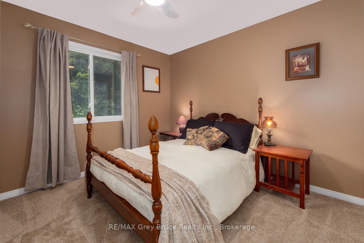 27 Woodstock Avenue Property Photo 23