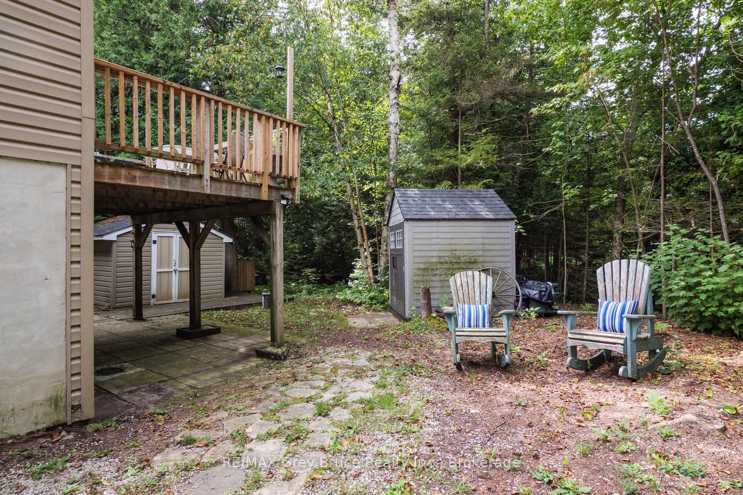 27 Woodstock Avenue Property Photo 35