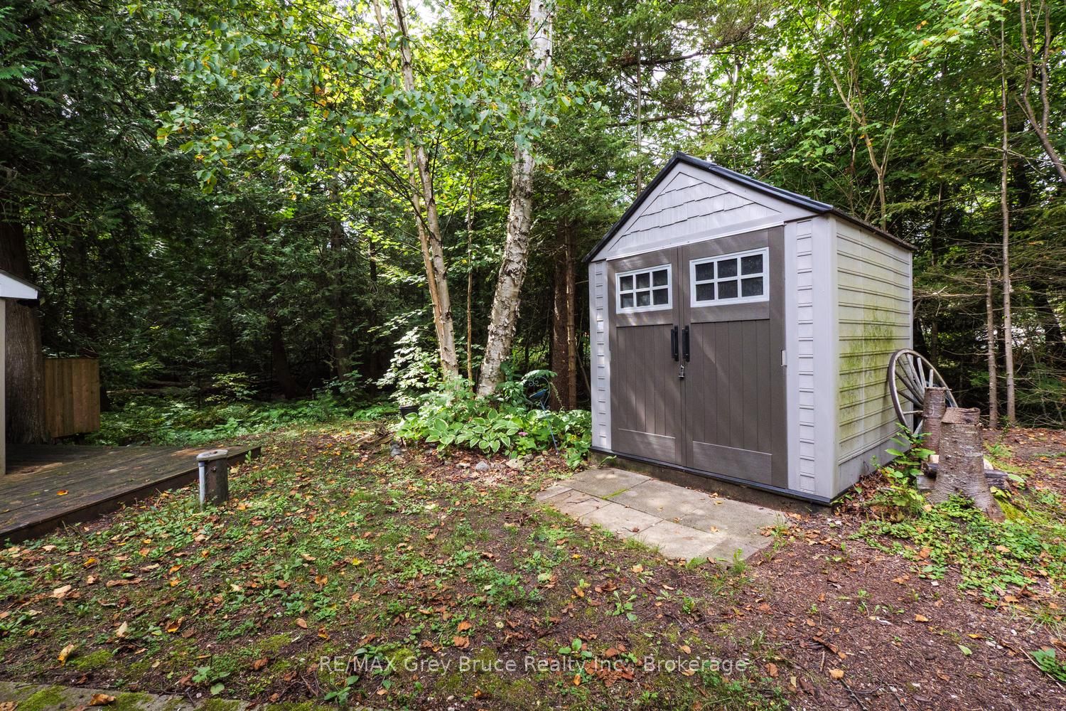 27 Woodstock Avenue Property Photo 36