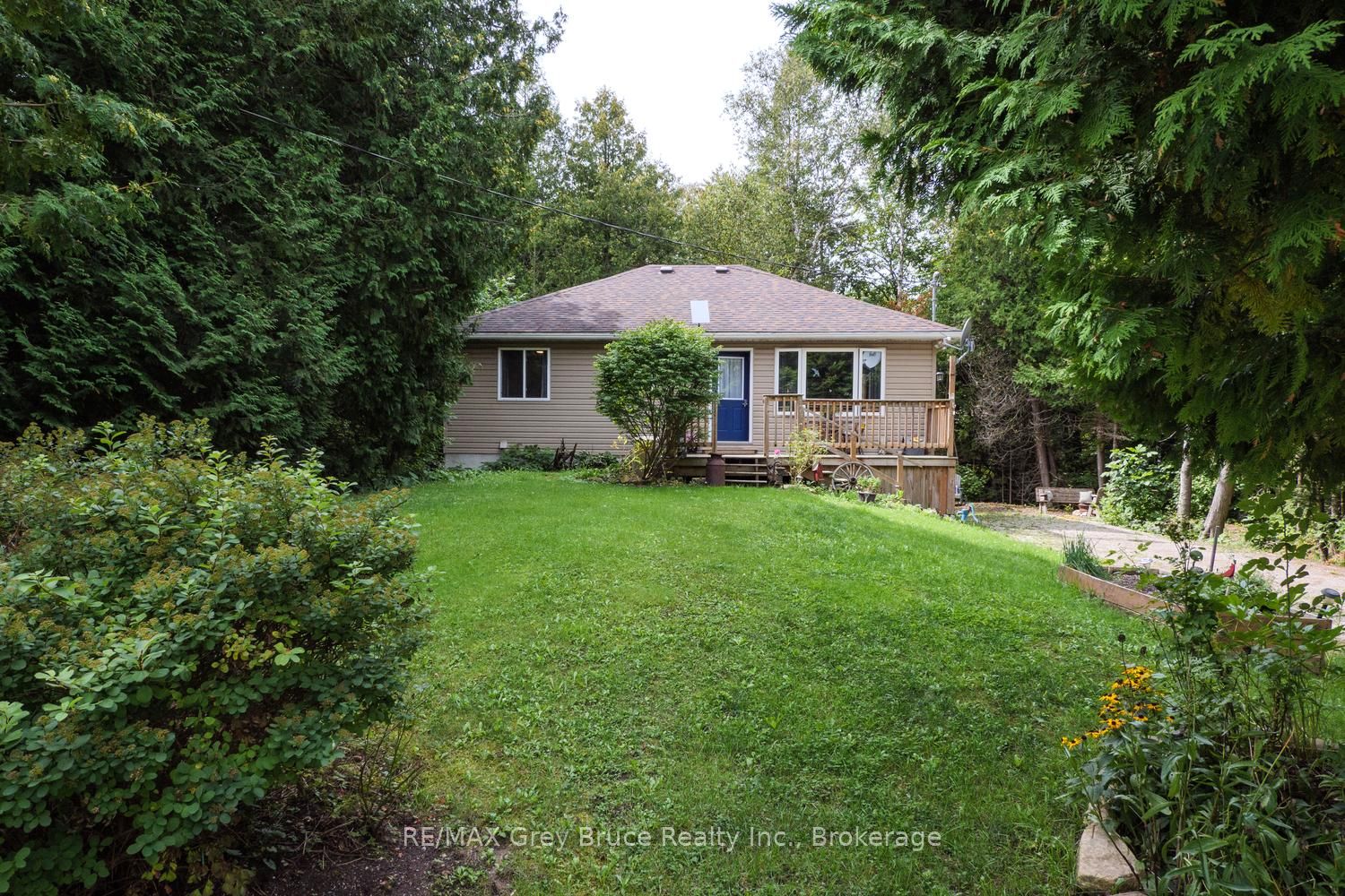 27 Woodstock Avenue Property Photo 47