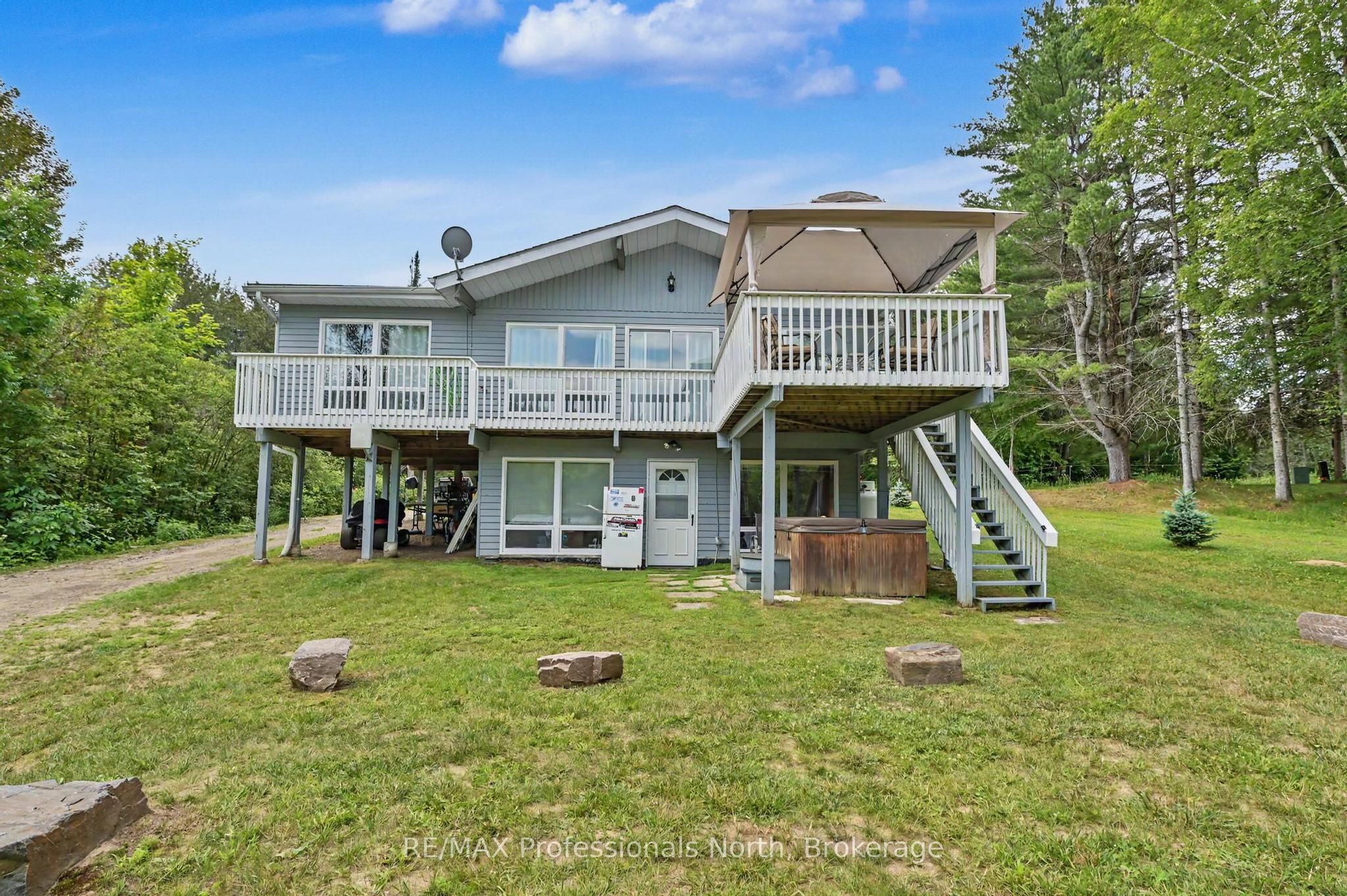 1034 Ablett Court Property Photo 4
