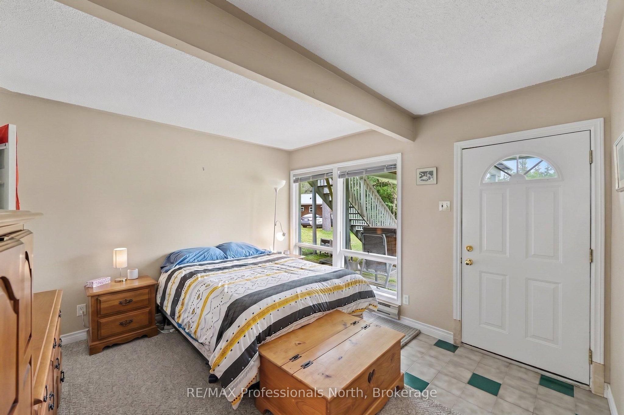 1034 Ablett Court Property Photo 16