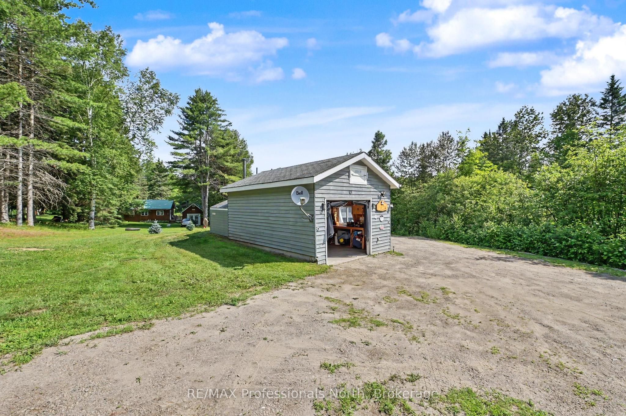 1034 Ablett Court Property Photo 26