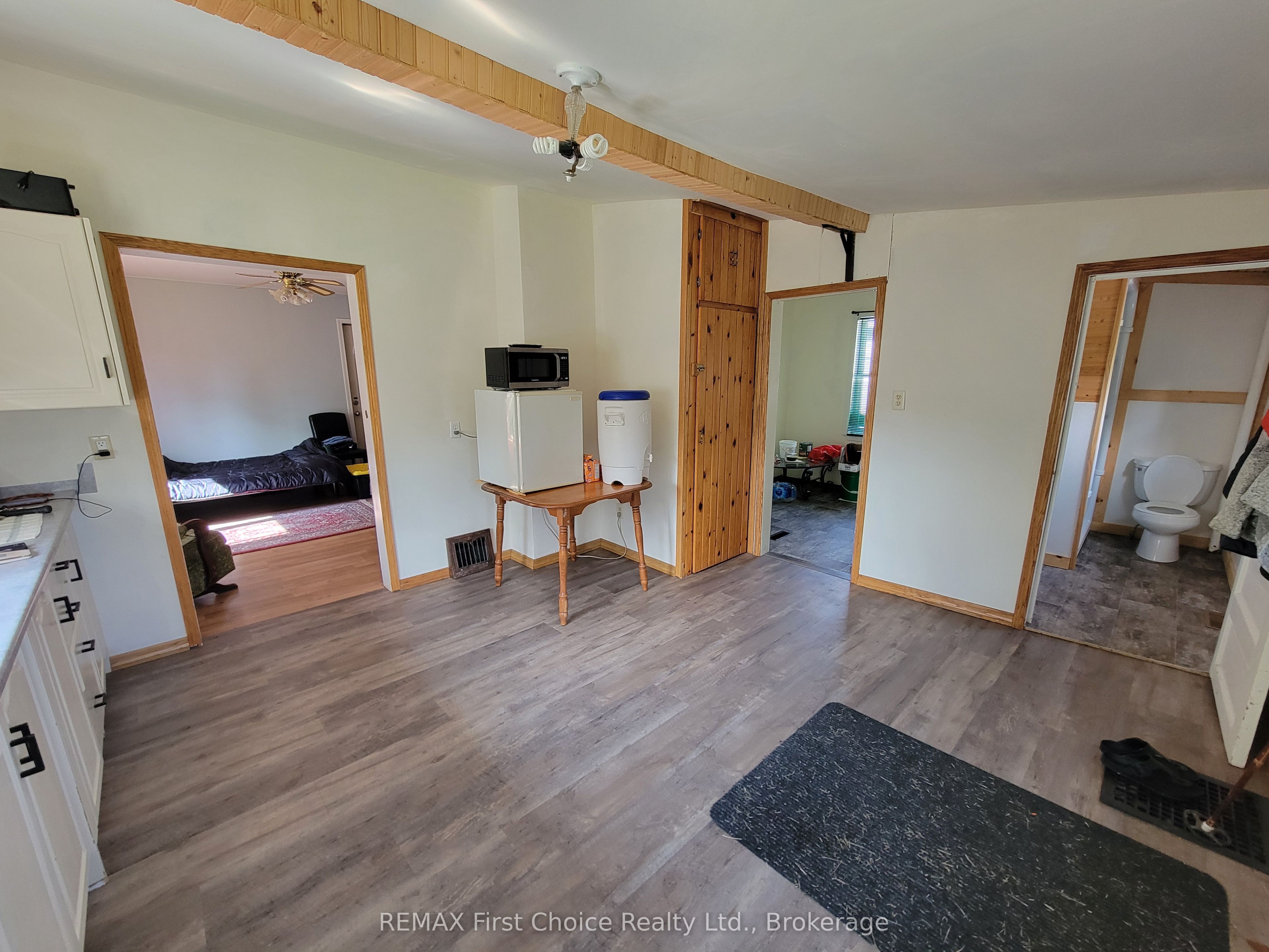 216 Sixth Street Property Photo 3