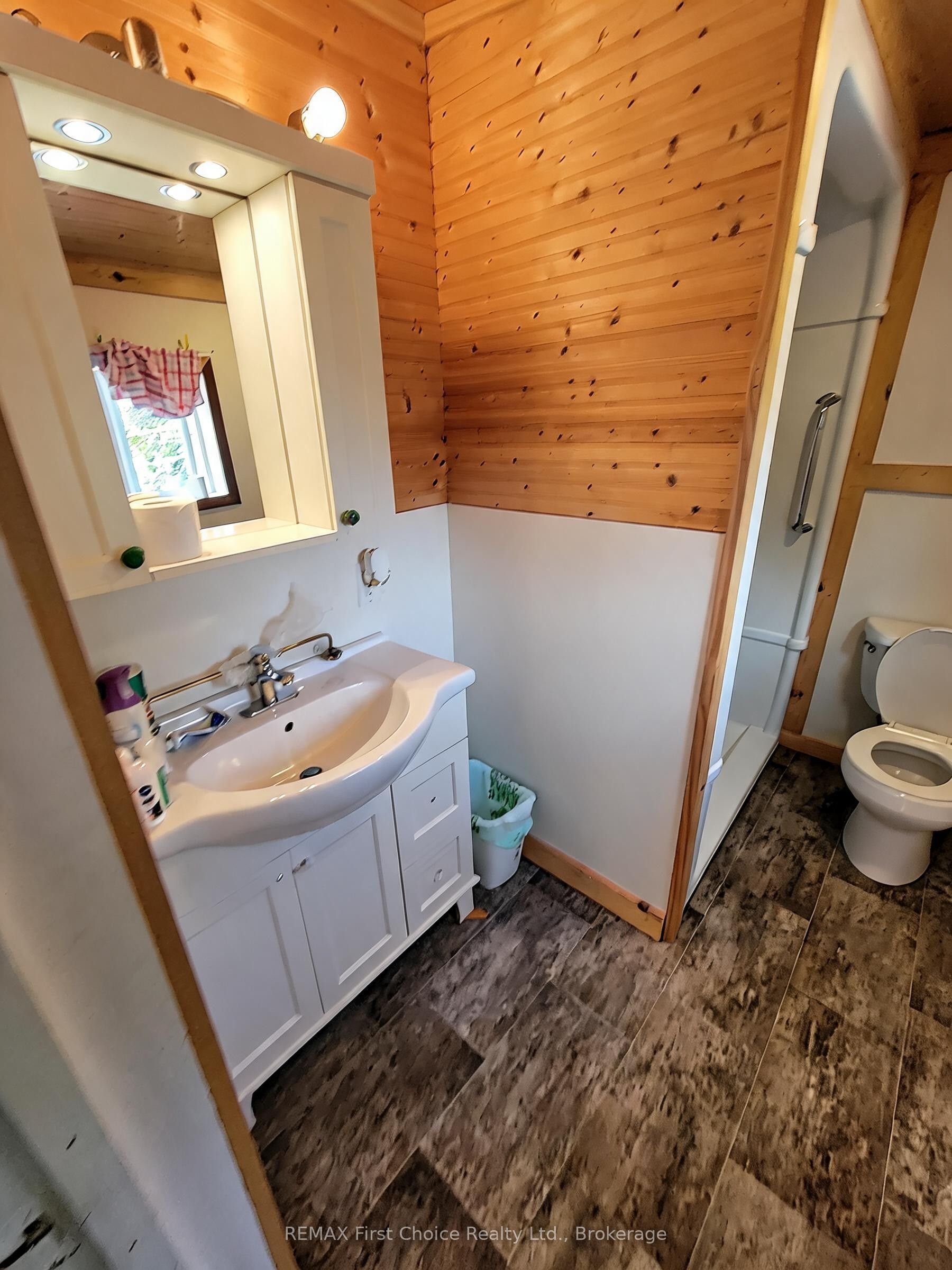 216 Sixth Street Property Photo 10