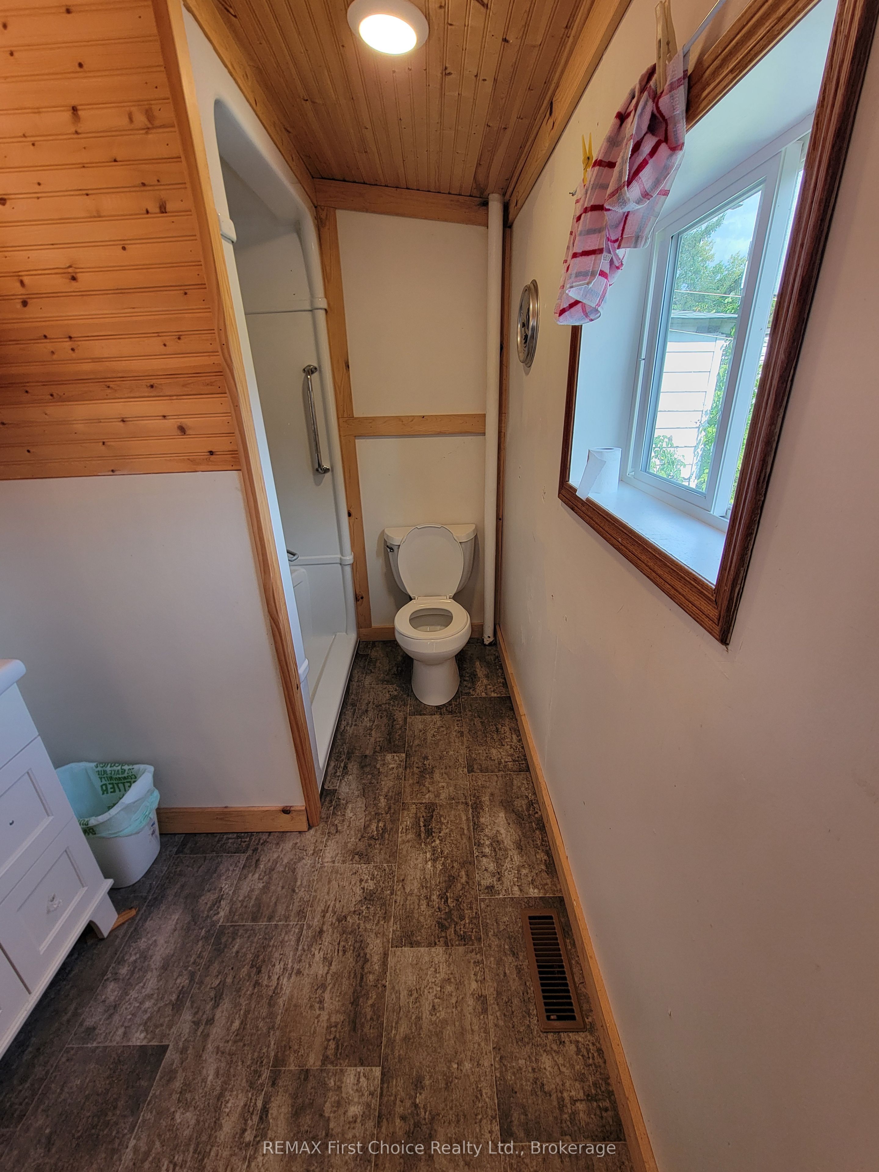 216 Sixth Street Property Photo 11
