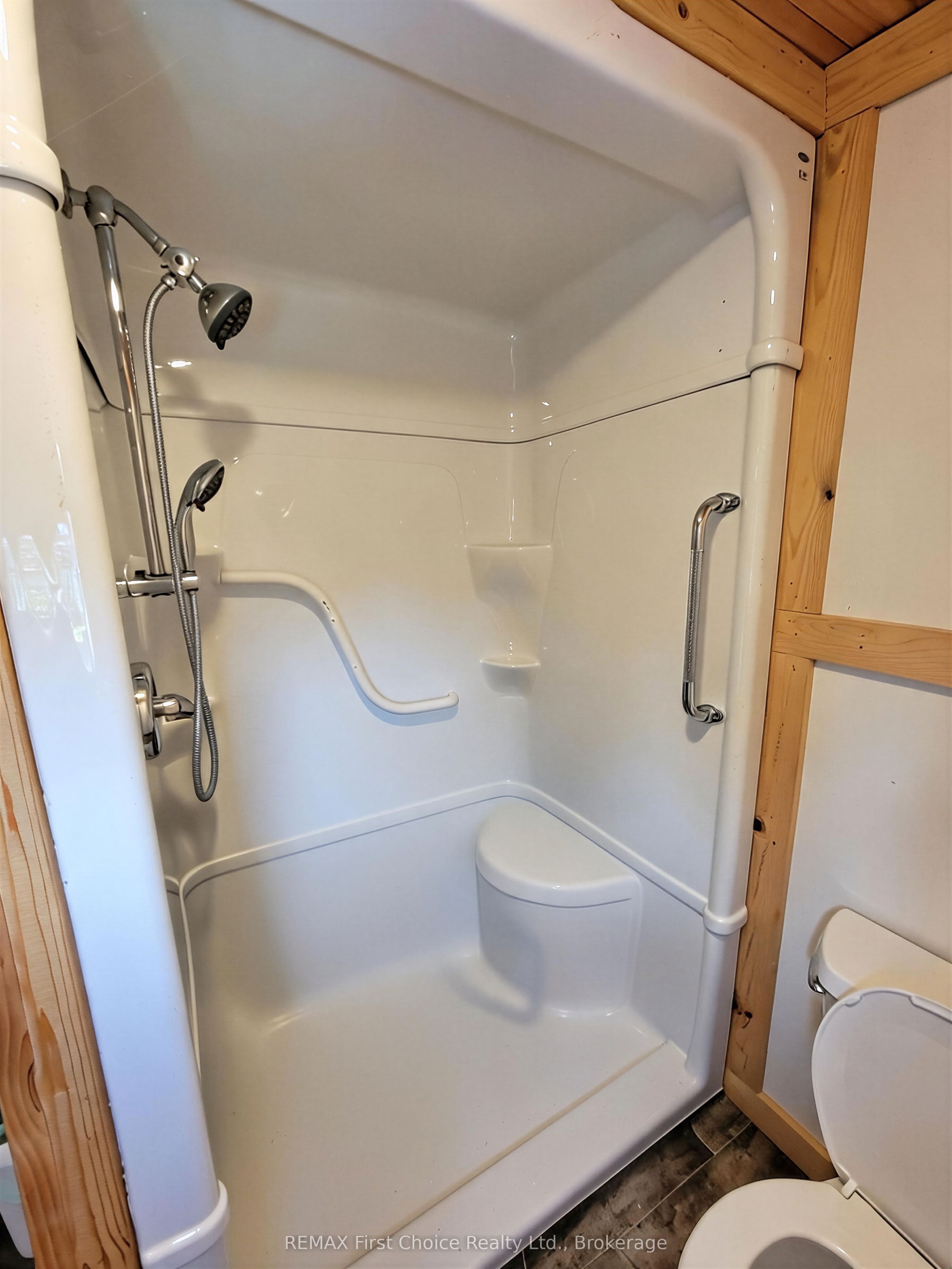 216 Sixth Street Property Photo 12