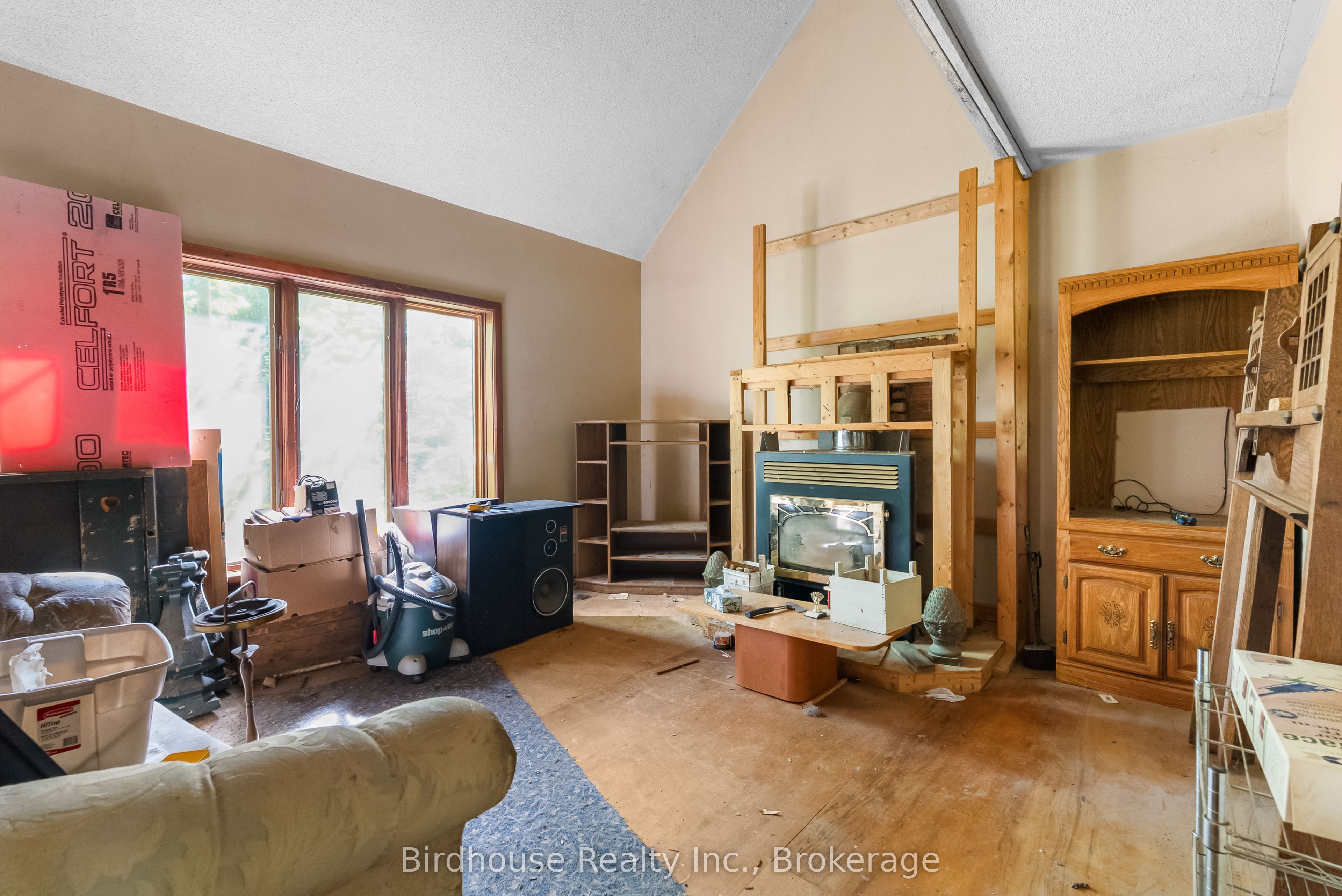 79 Honeysuckle Road Property Photo 8