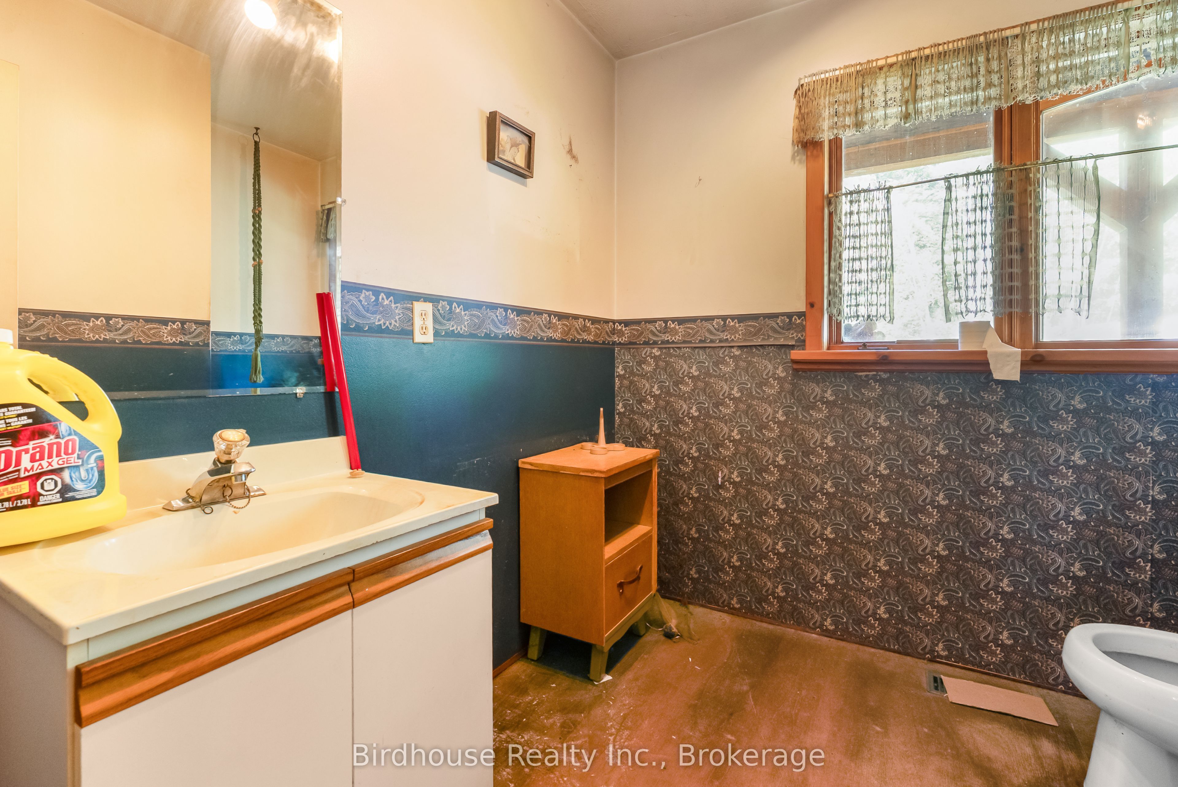 79 Honeysuckle Road Property Photo 15