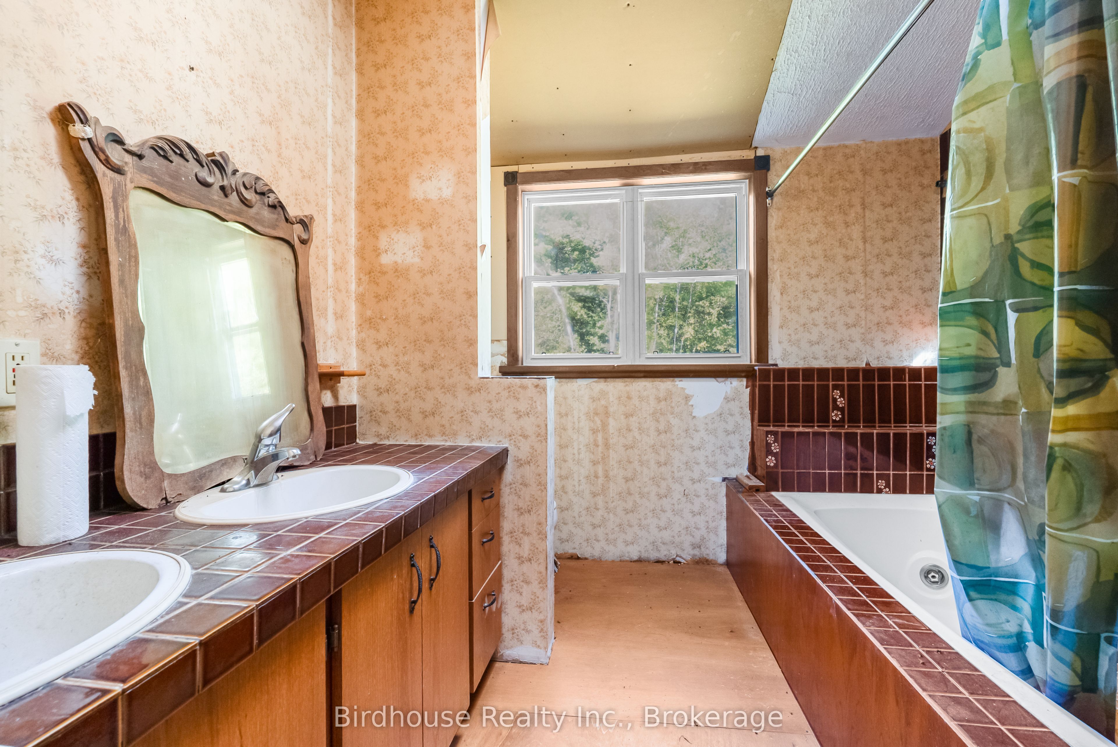 79 Honeysuckle Road Property Photo 20
