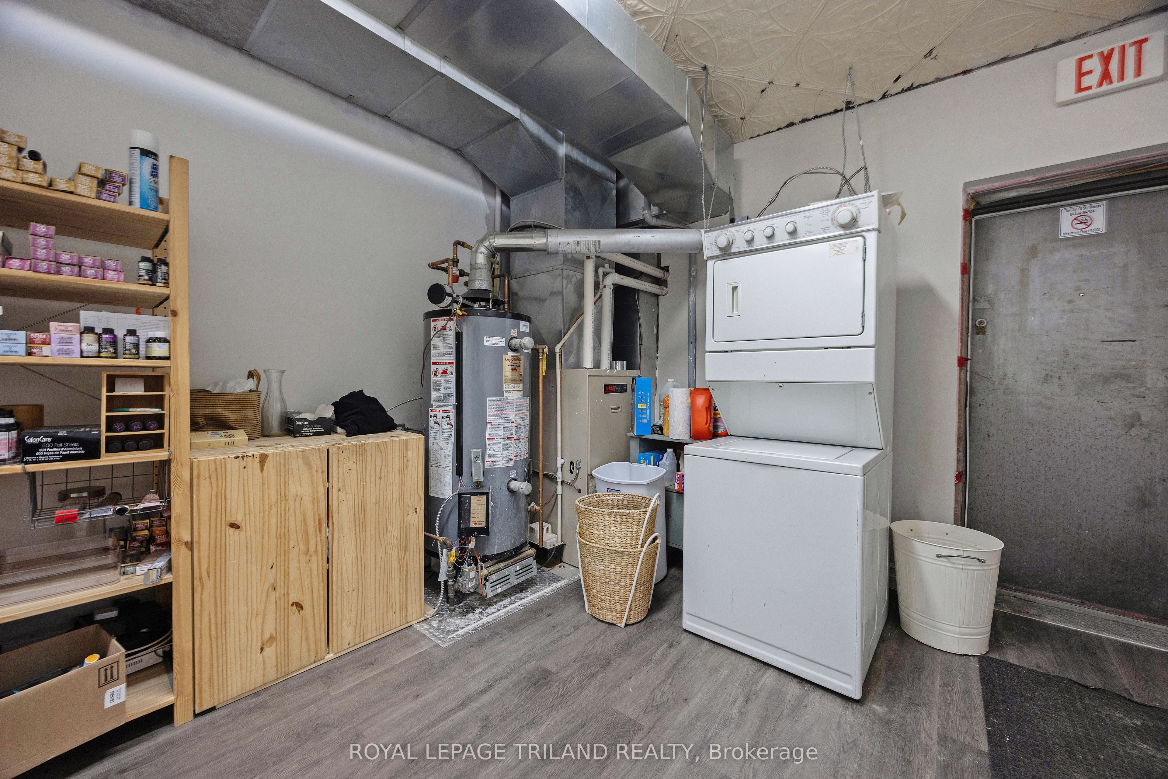575 Talbot Street Property Photo 20