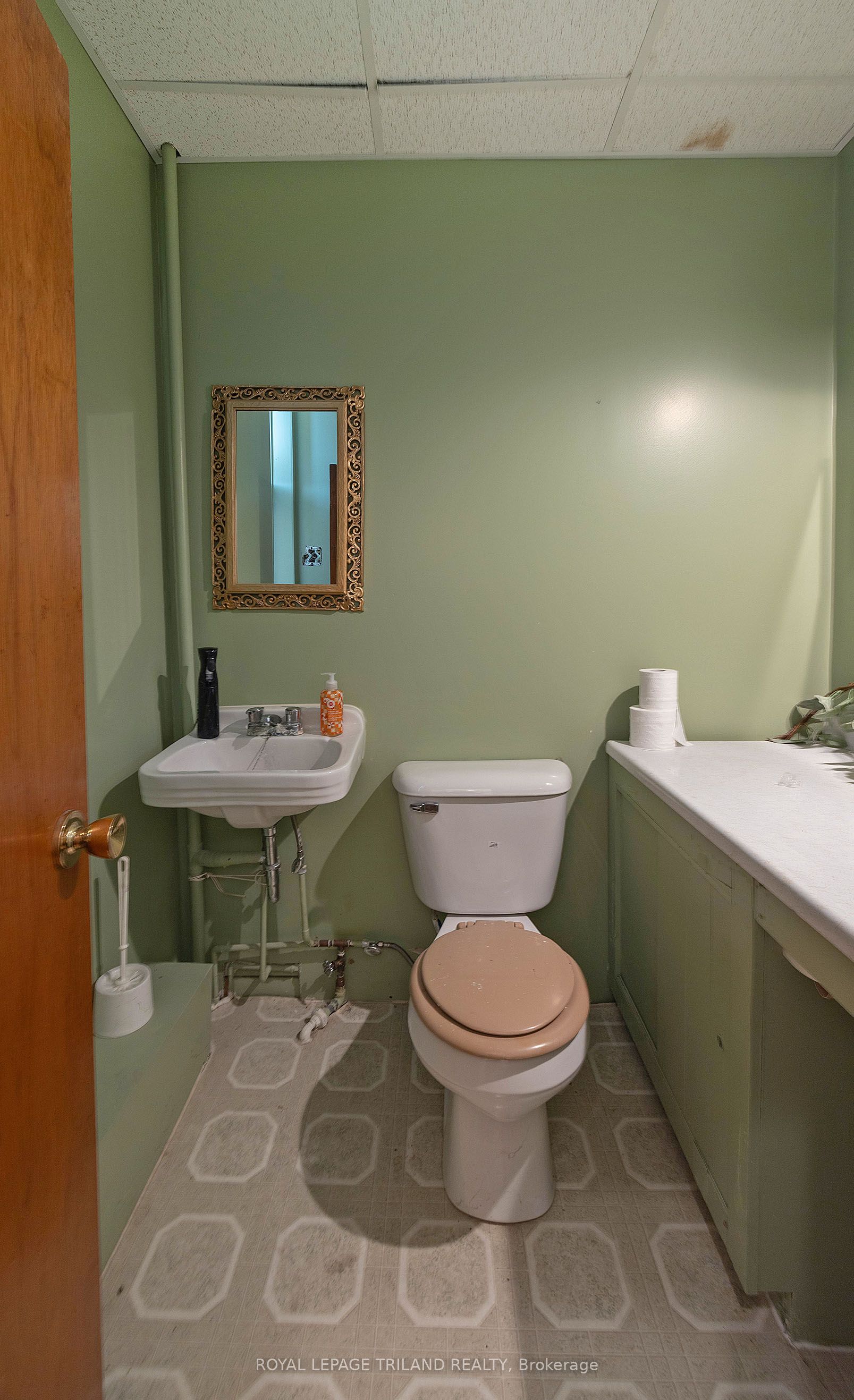 575 Talbot Street Property Photo 30