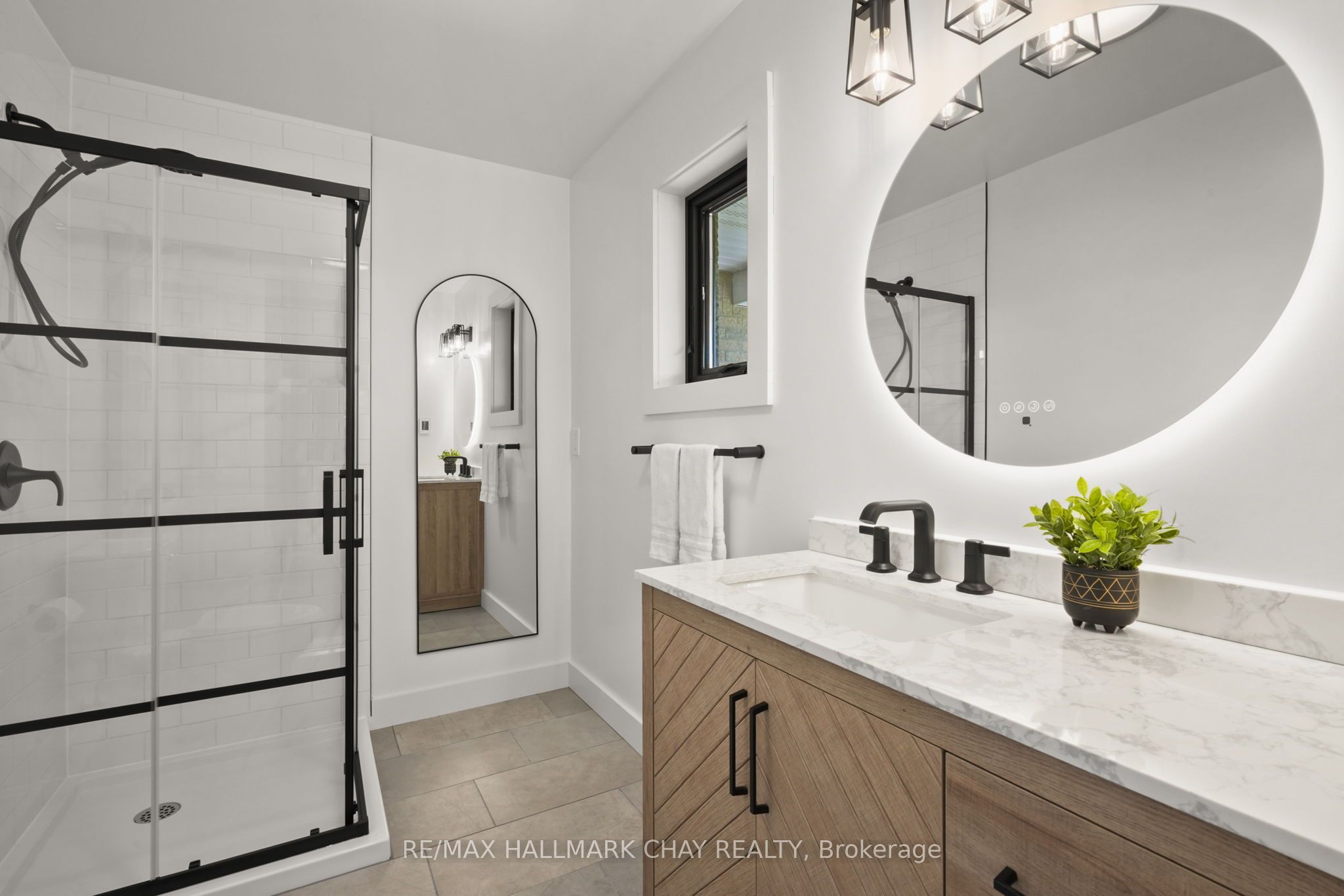 555142 Mono-amaranth Town Line Property Photo 23