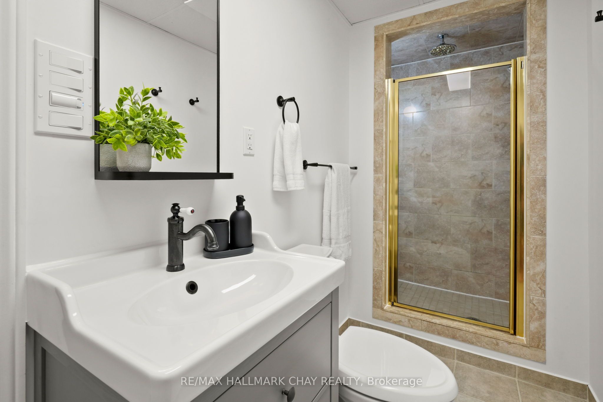 555142 Mono-amaranth Town Line Property Photo 29