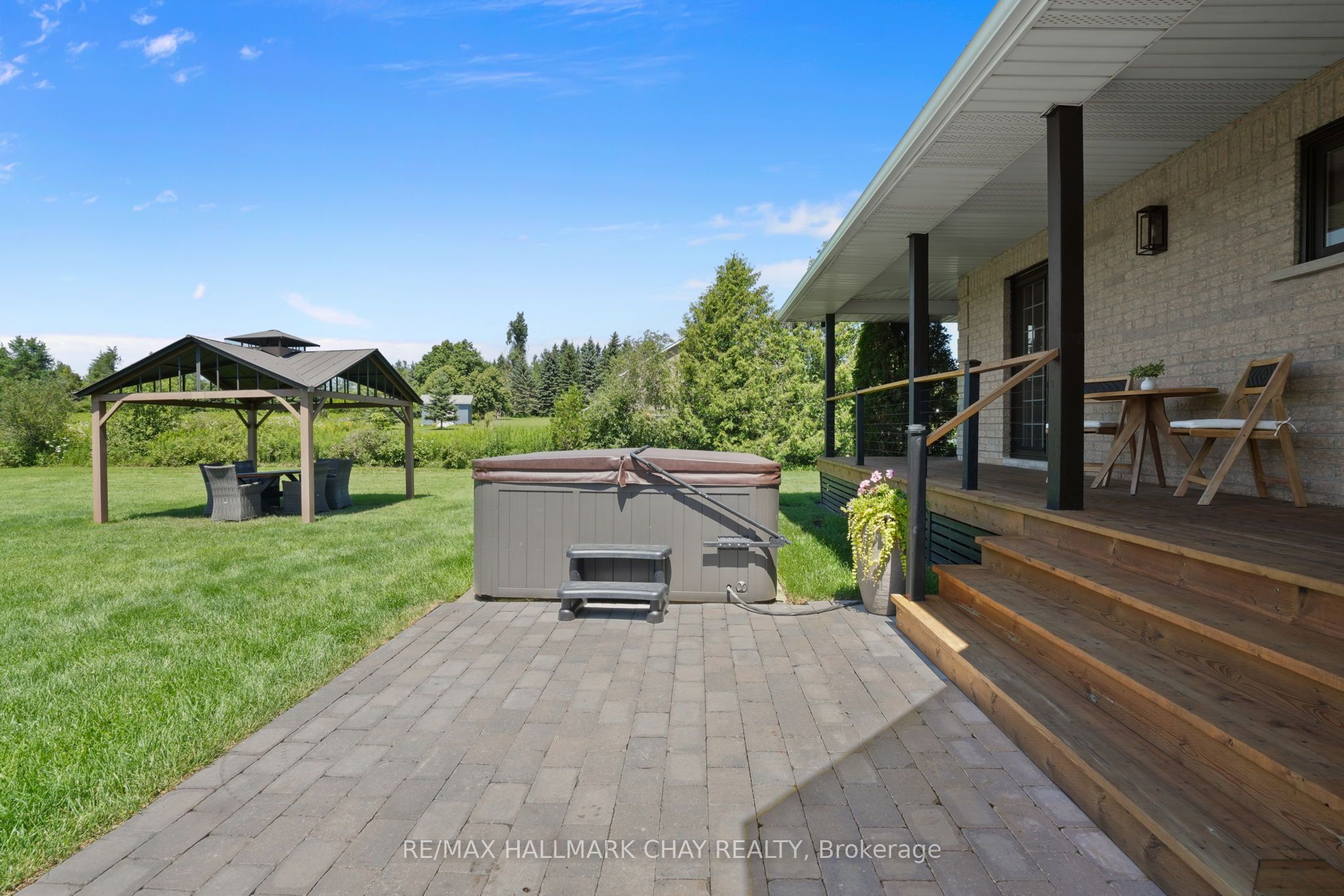 555142 Mono-amaranth Town Line Property Photo 43