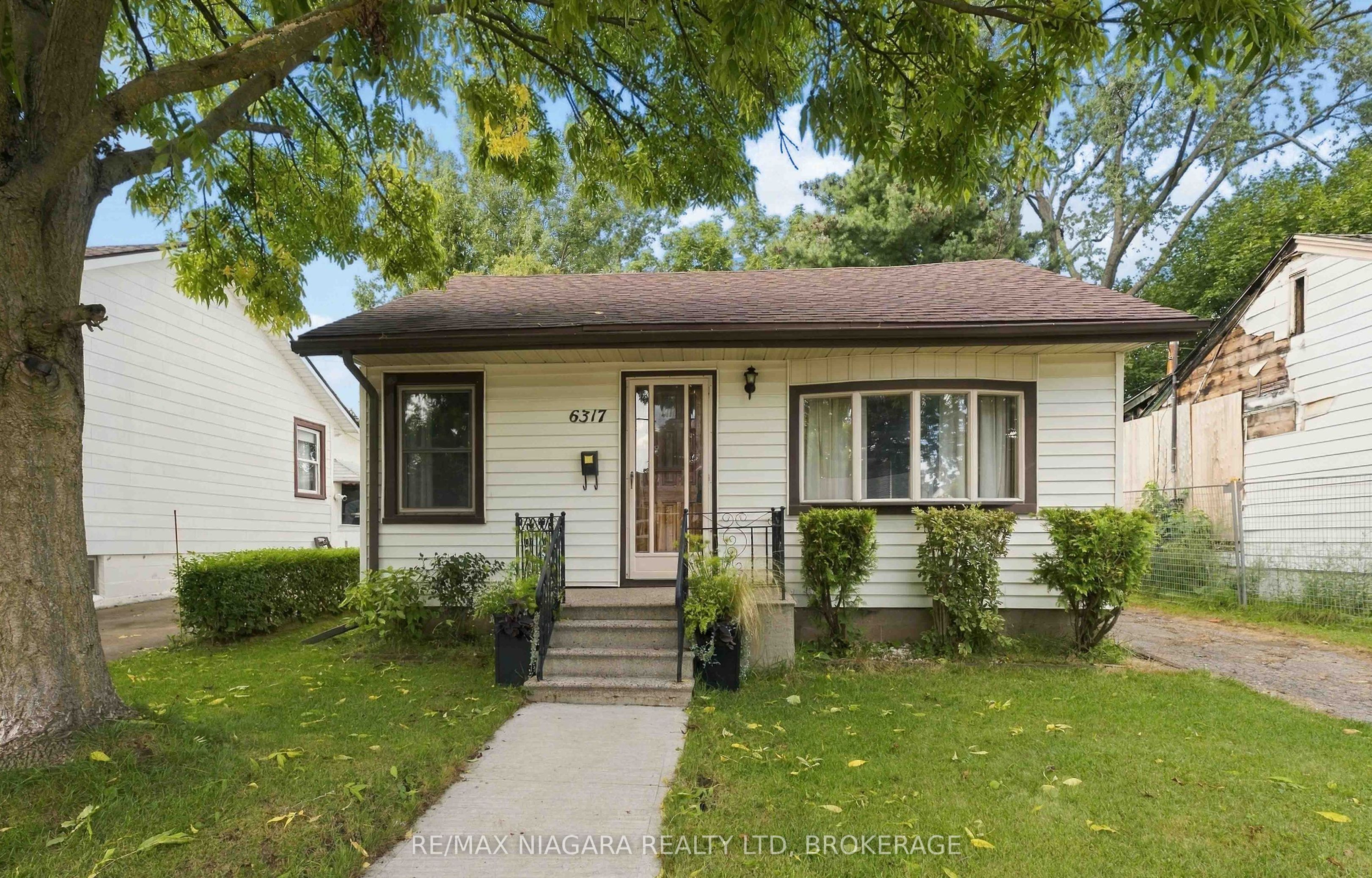 6317 Churchill Street Property Photo 3