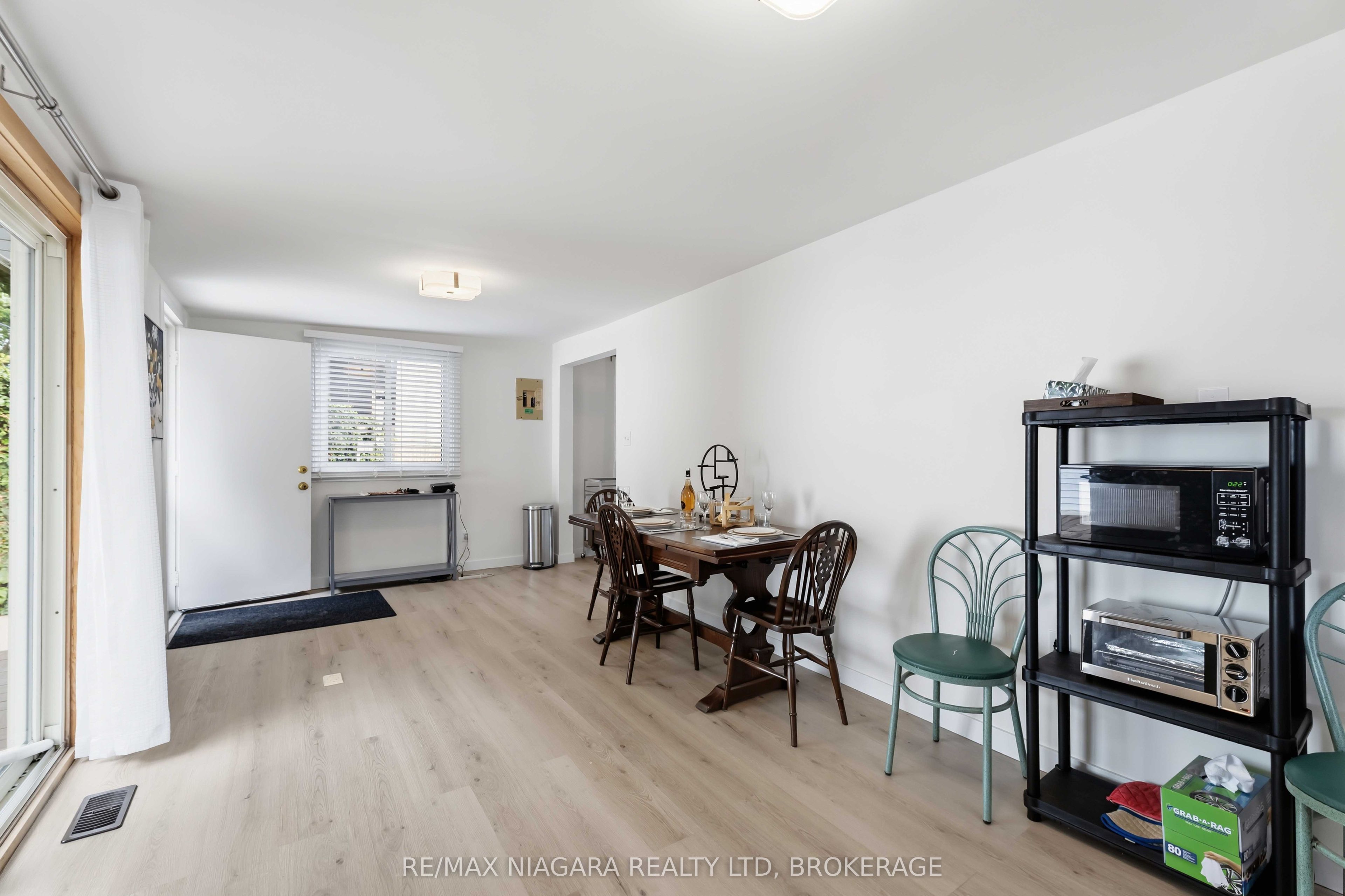 6317 Churchill Street Property Photo 20