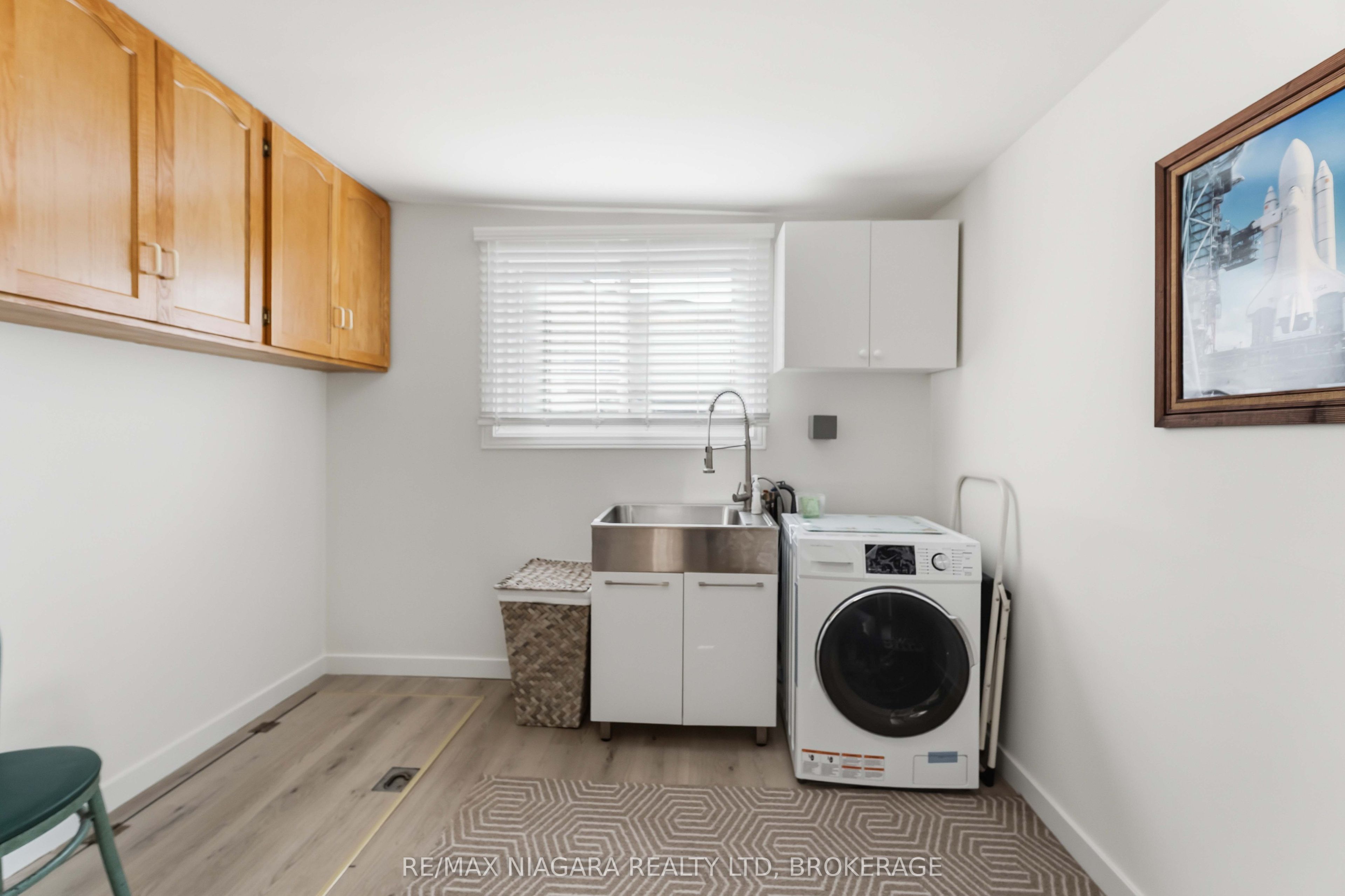 6317 Churchill Street Property Photo 21