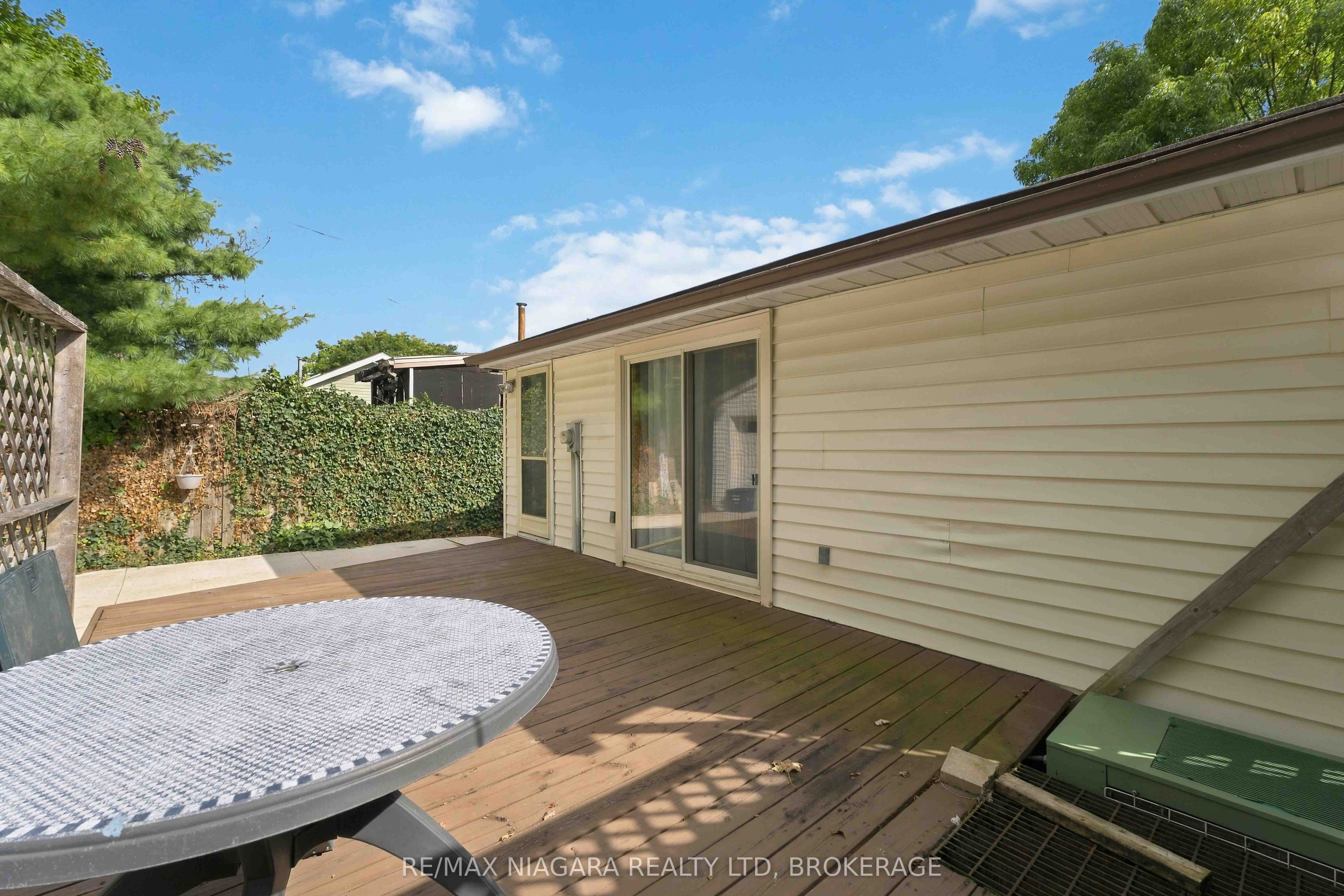6317 Churchill Street Property Photo 22