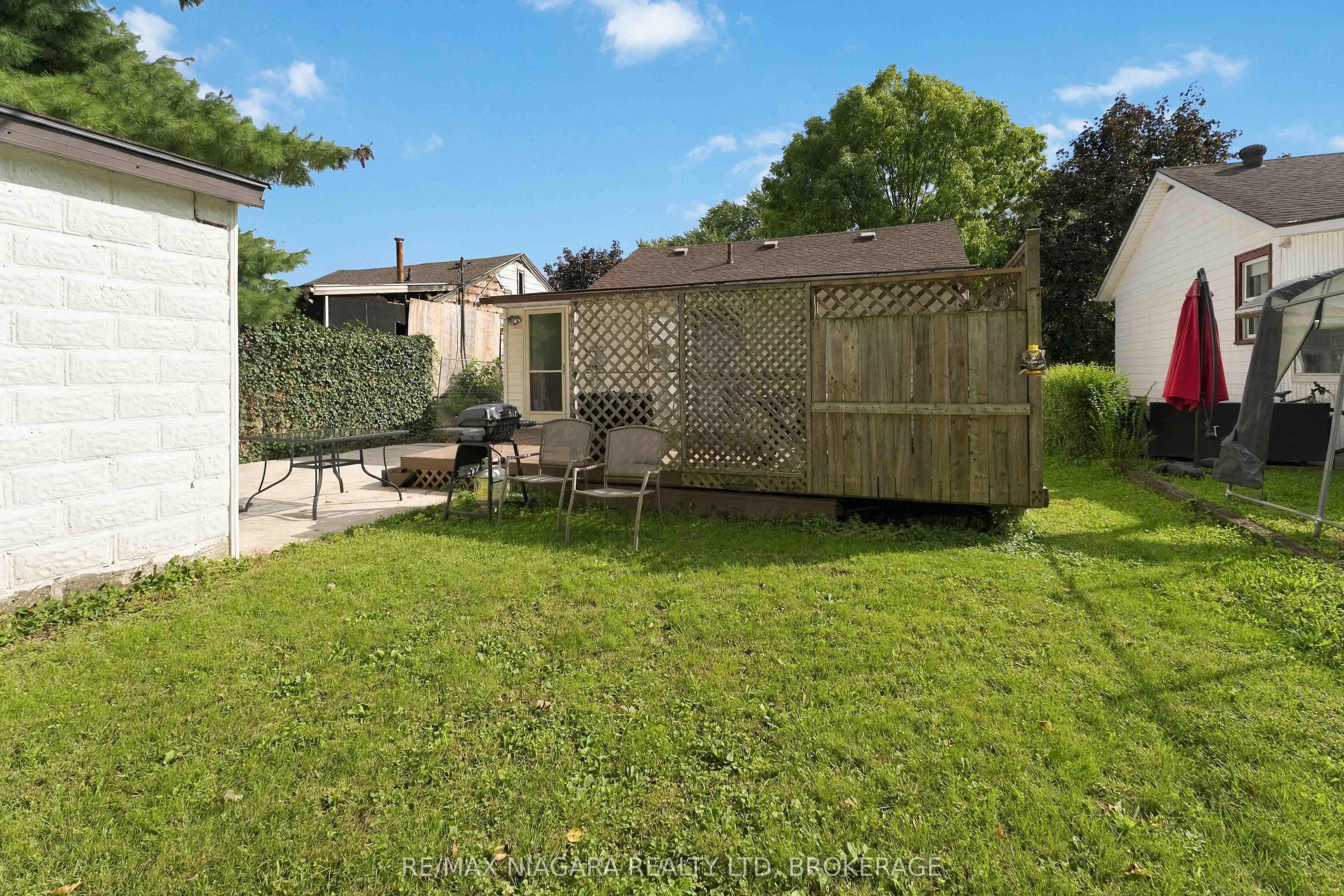 6317 Churchill Street Property Photo 25