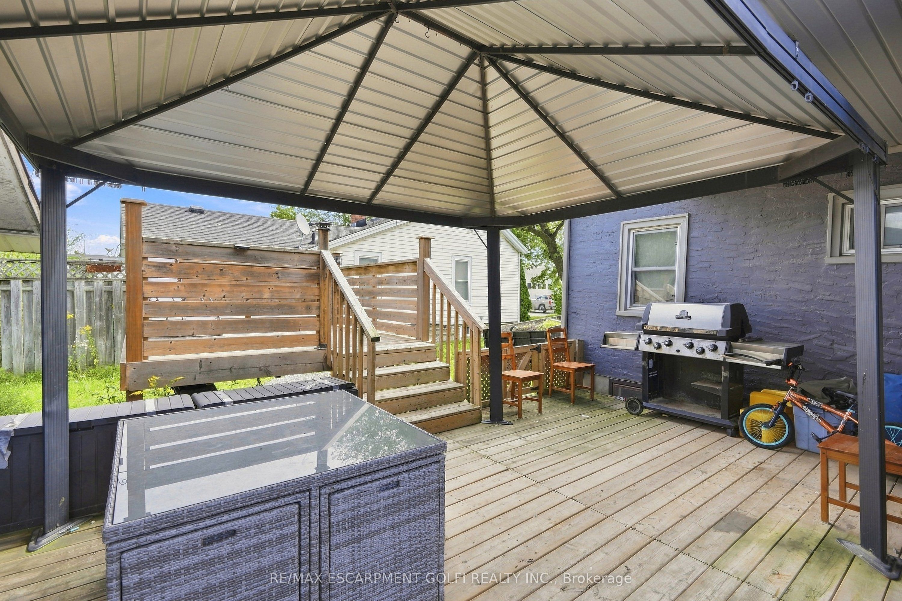 240 Pelham Road Property Photo 13