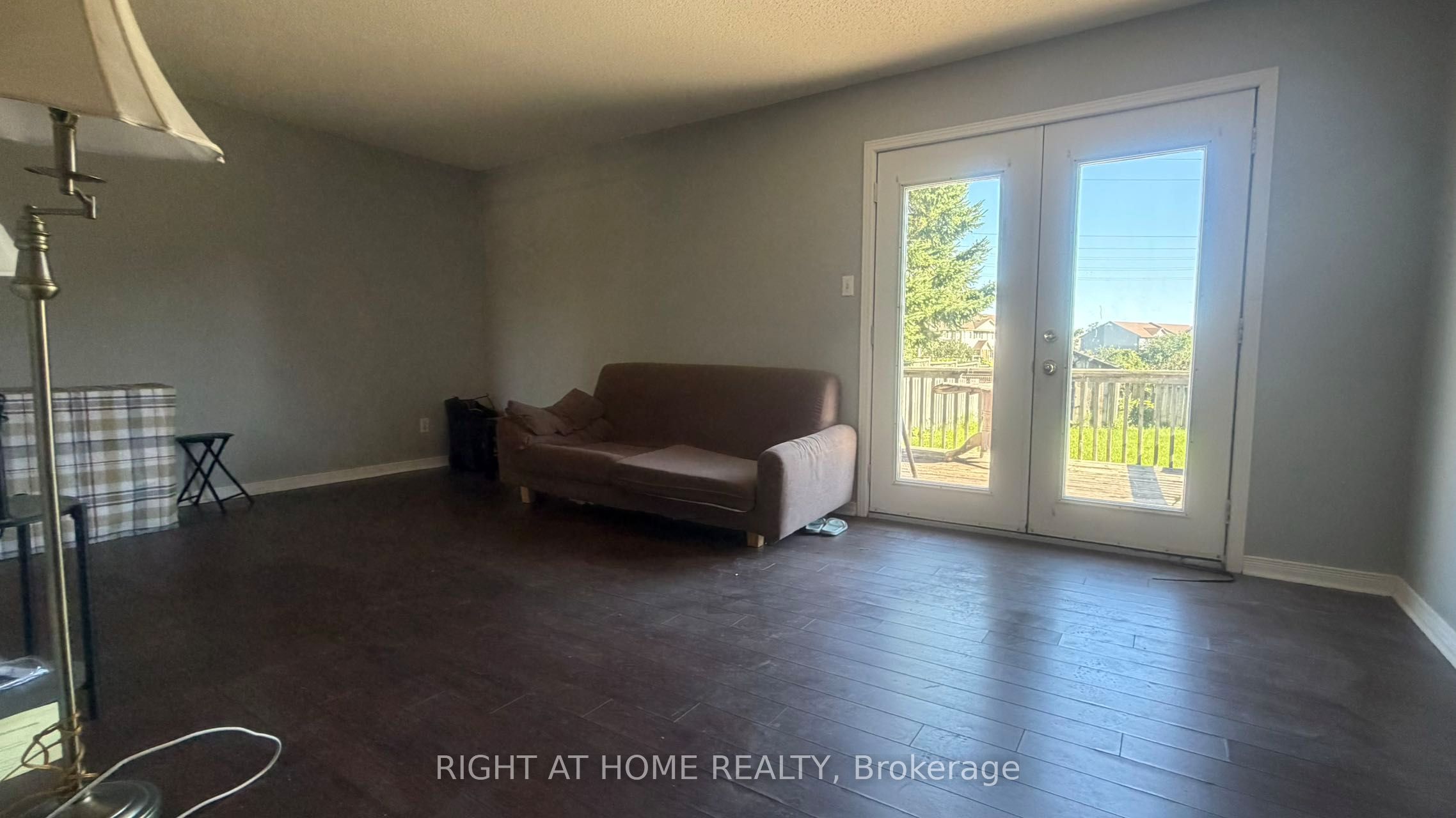 271 Fleming Drive Property Photo 6