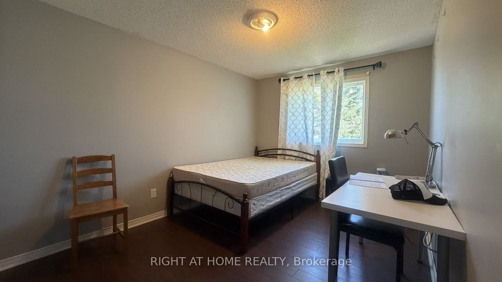 271 Fleming Drive Property Photo 9