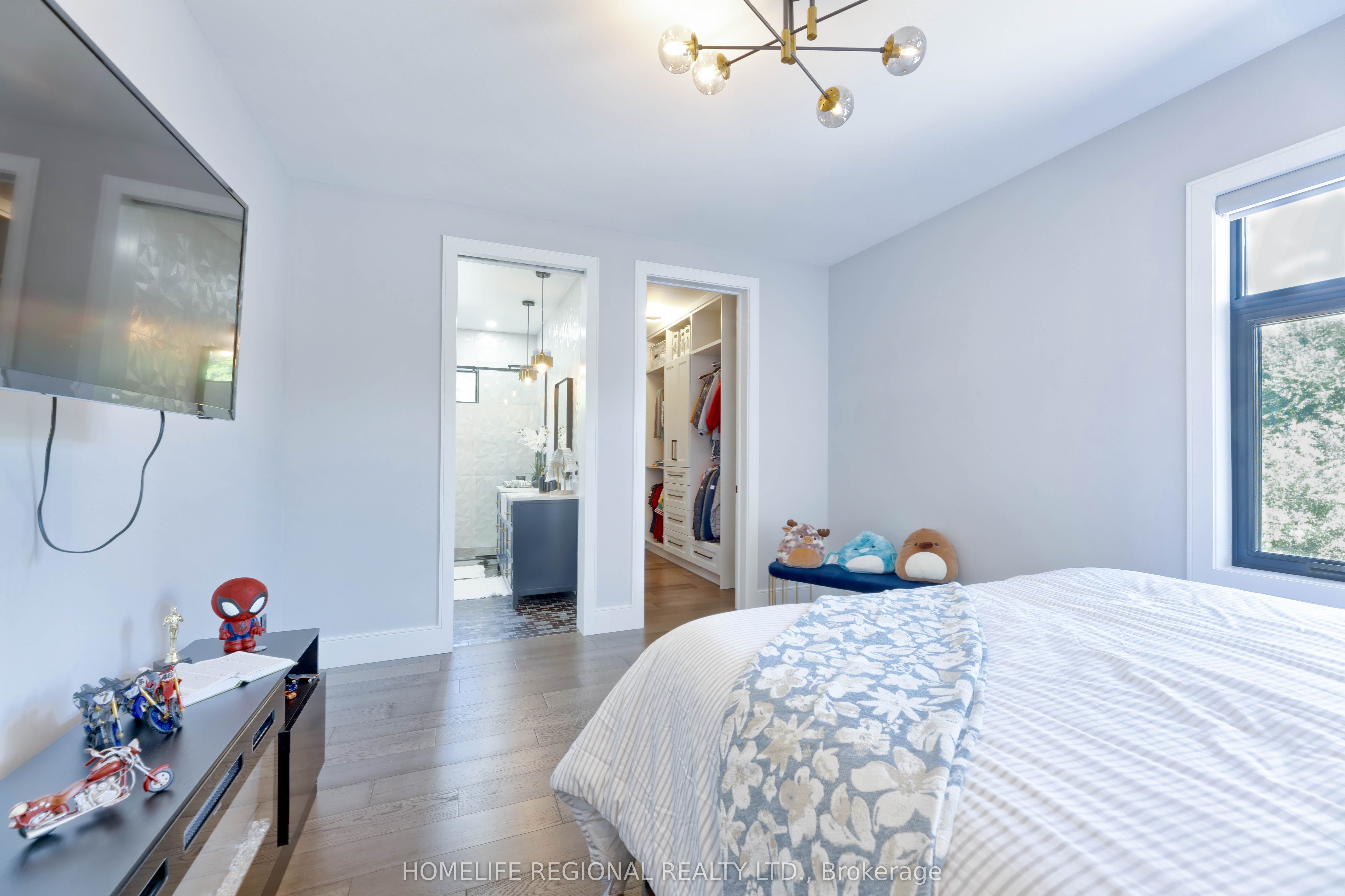 5329 First Line Property Photo 25