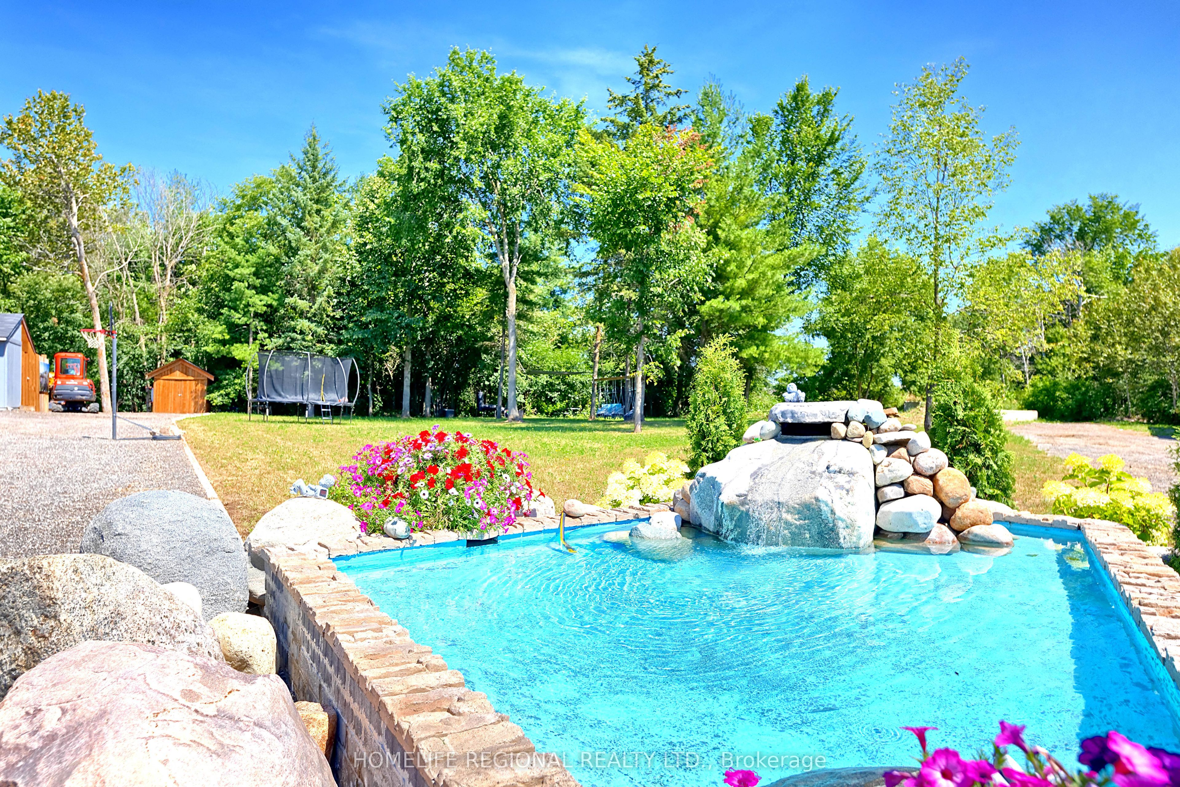 5329 First Line Property Photo 43