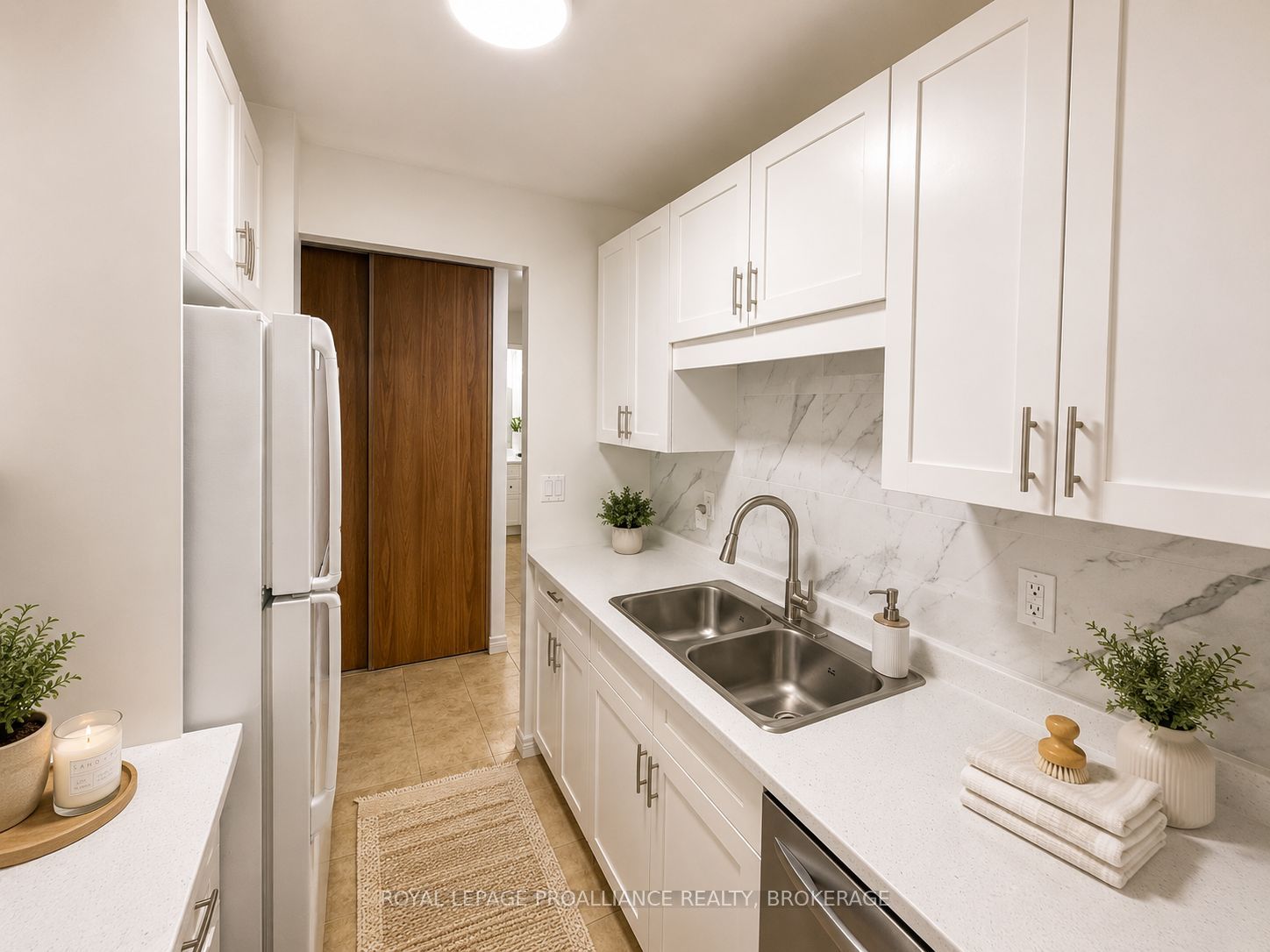 334 Queen Mary Road 215 Property Photo 12