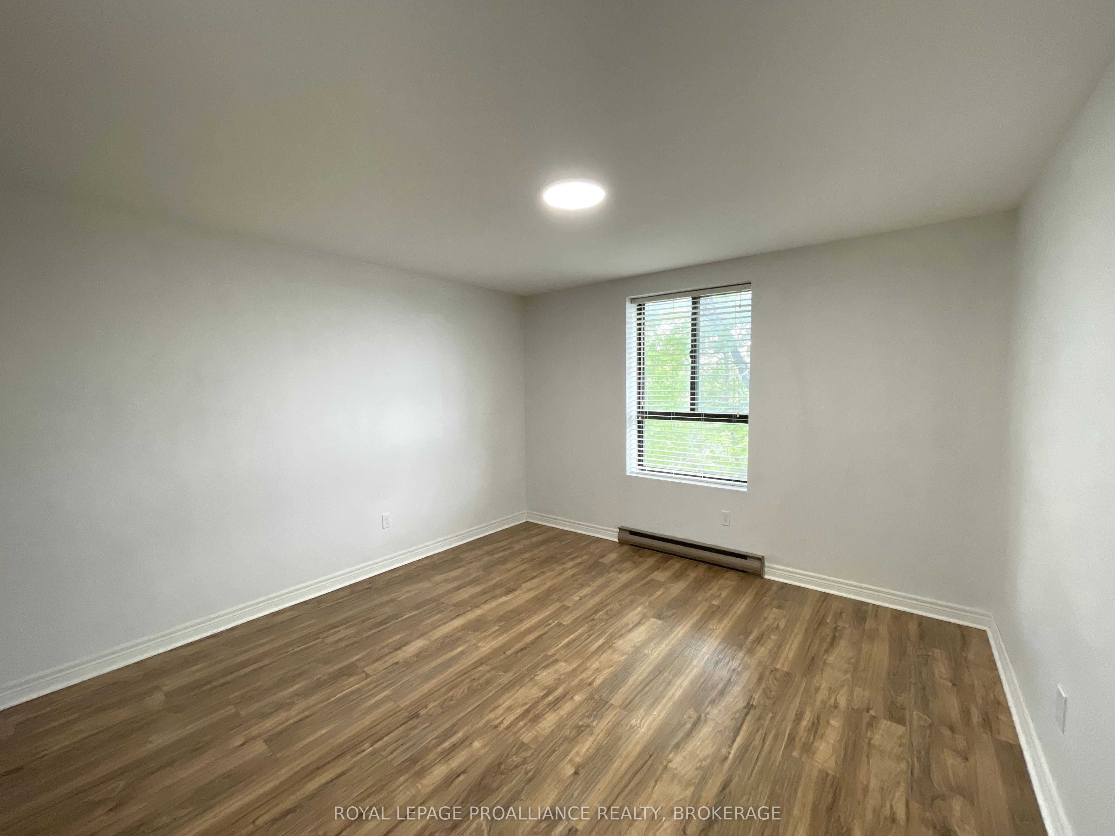 334 Queen Mary Road 215 Property Photo 17