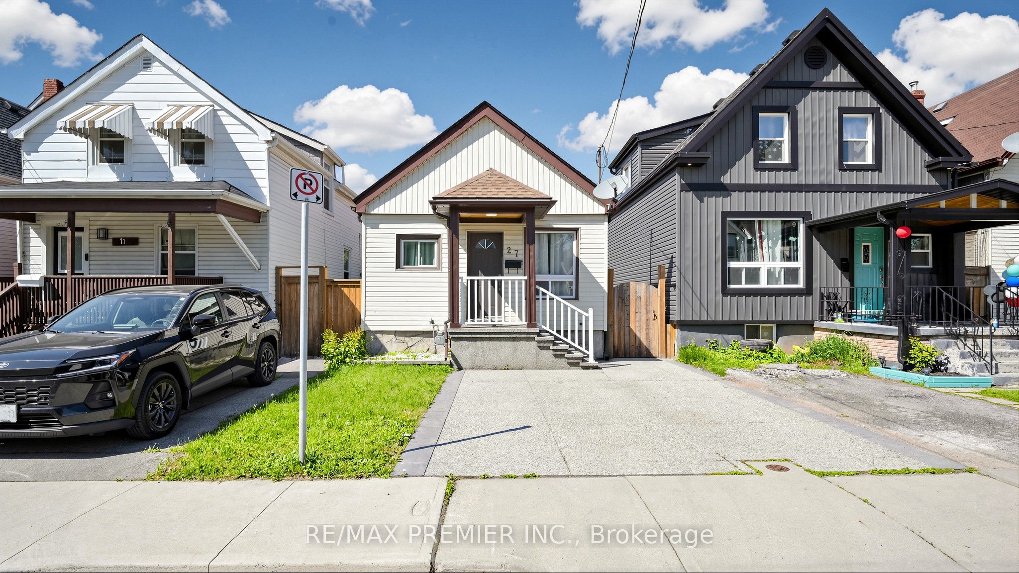 27 Cambridge Avenue Property Photo 1
