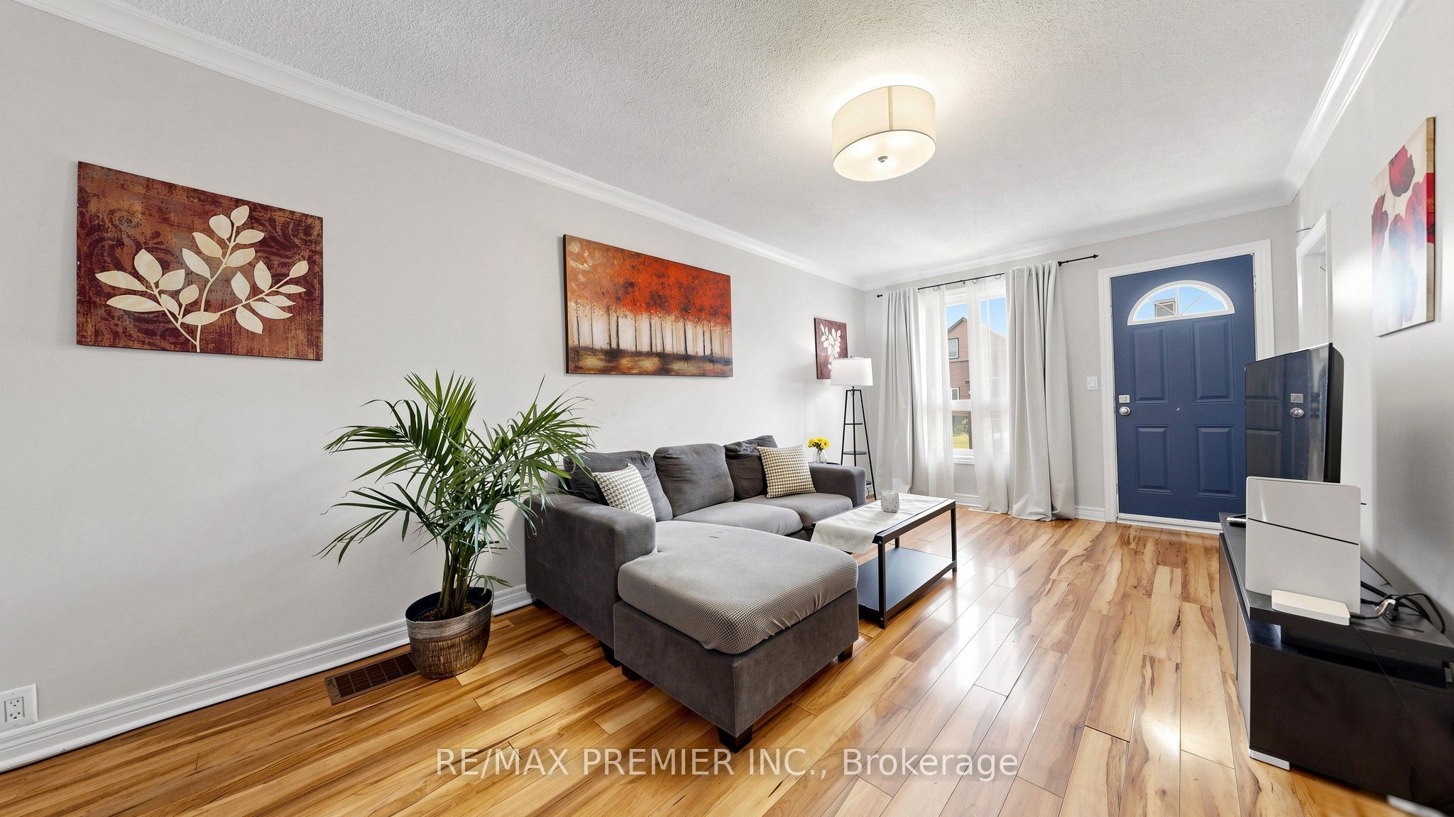 27 Cambridge Avenue Property Photo 3