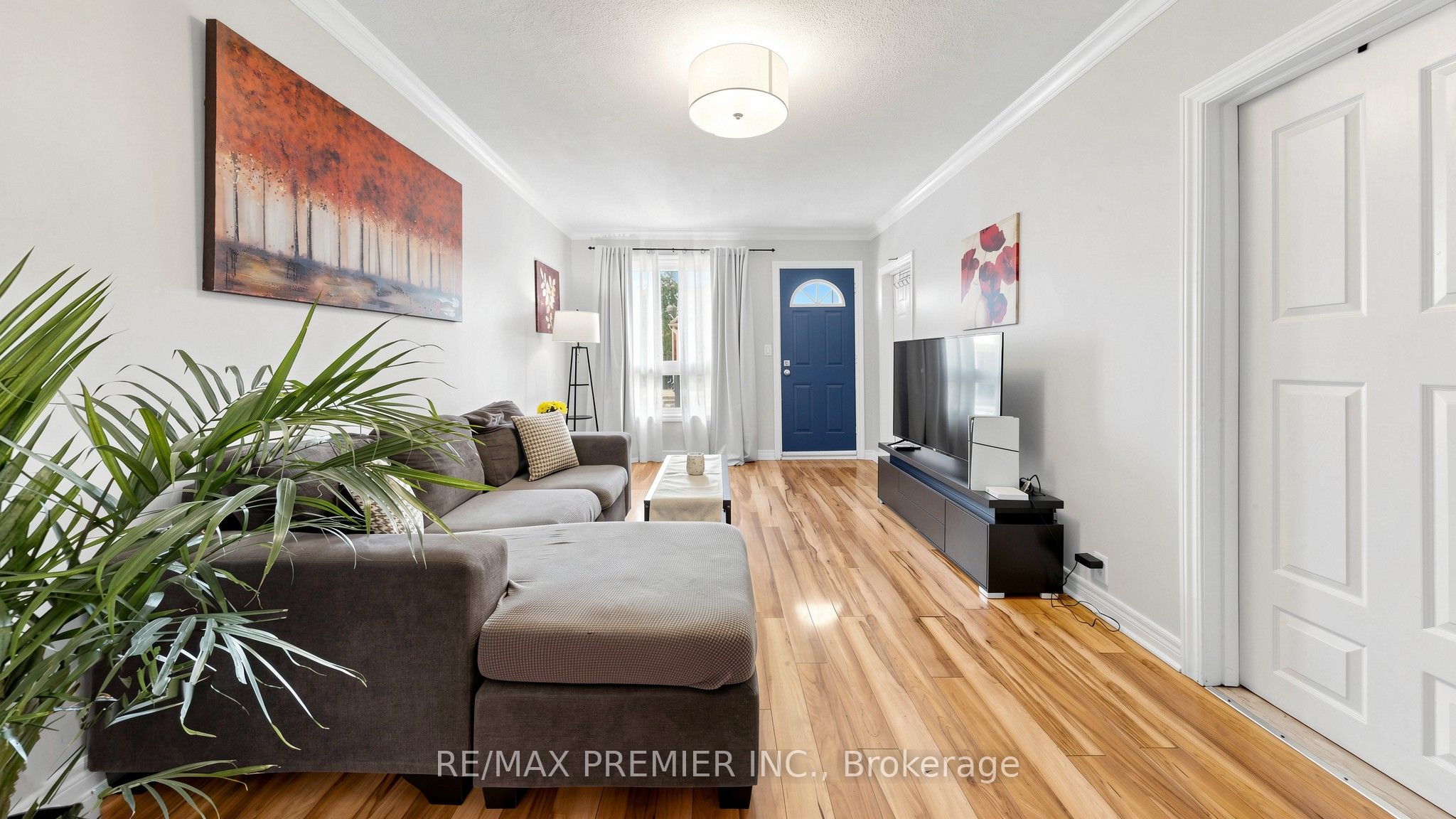 27 Cambridge Avenue Property Photo 4