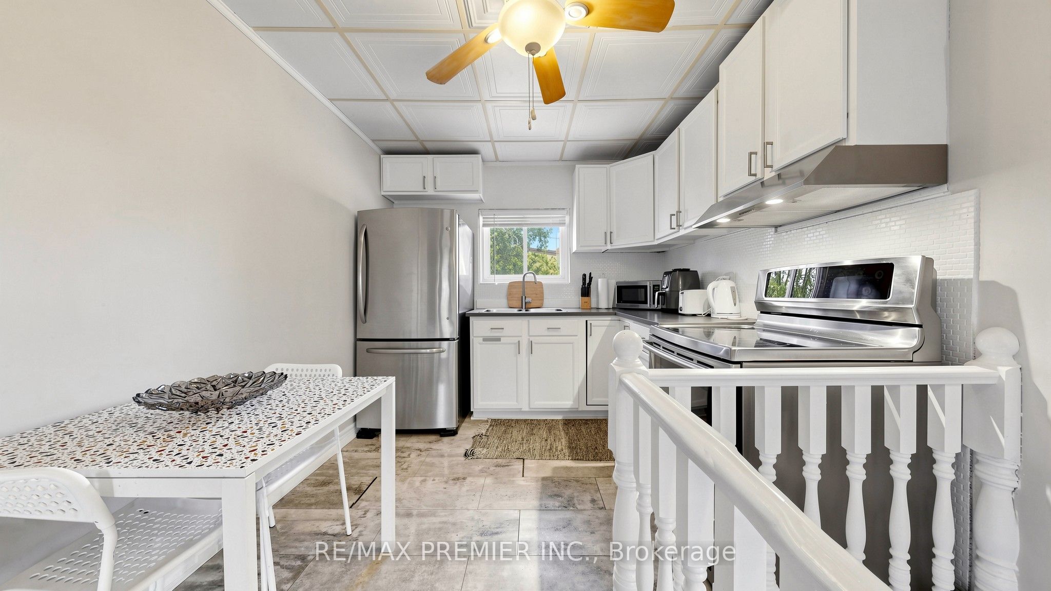 27 Cambridge Avenue Property Photo 7