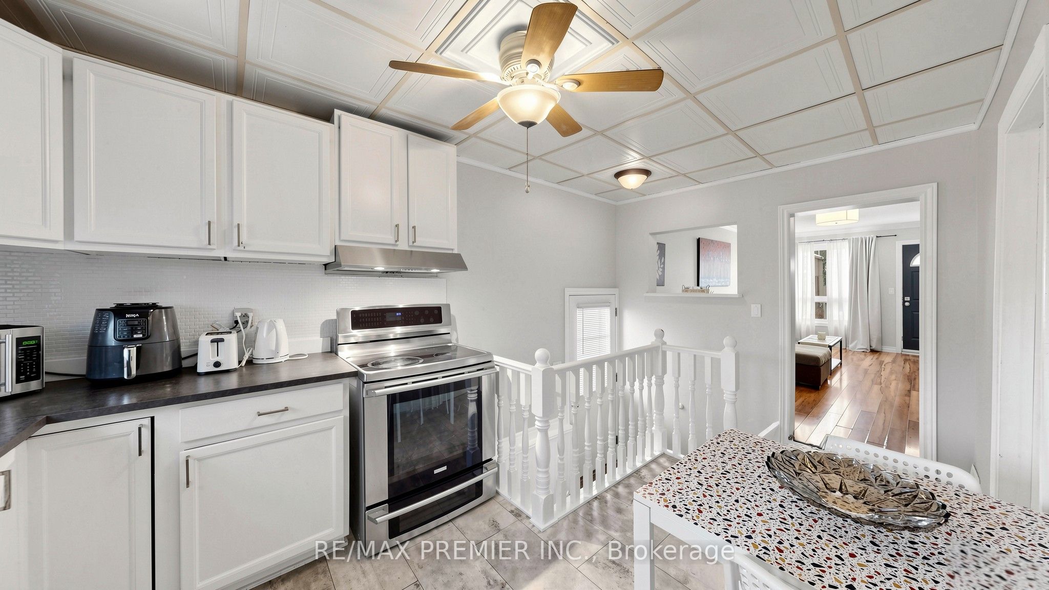 27 Cambridge Avenue Property Photo 9