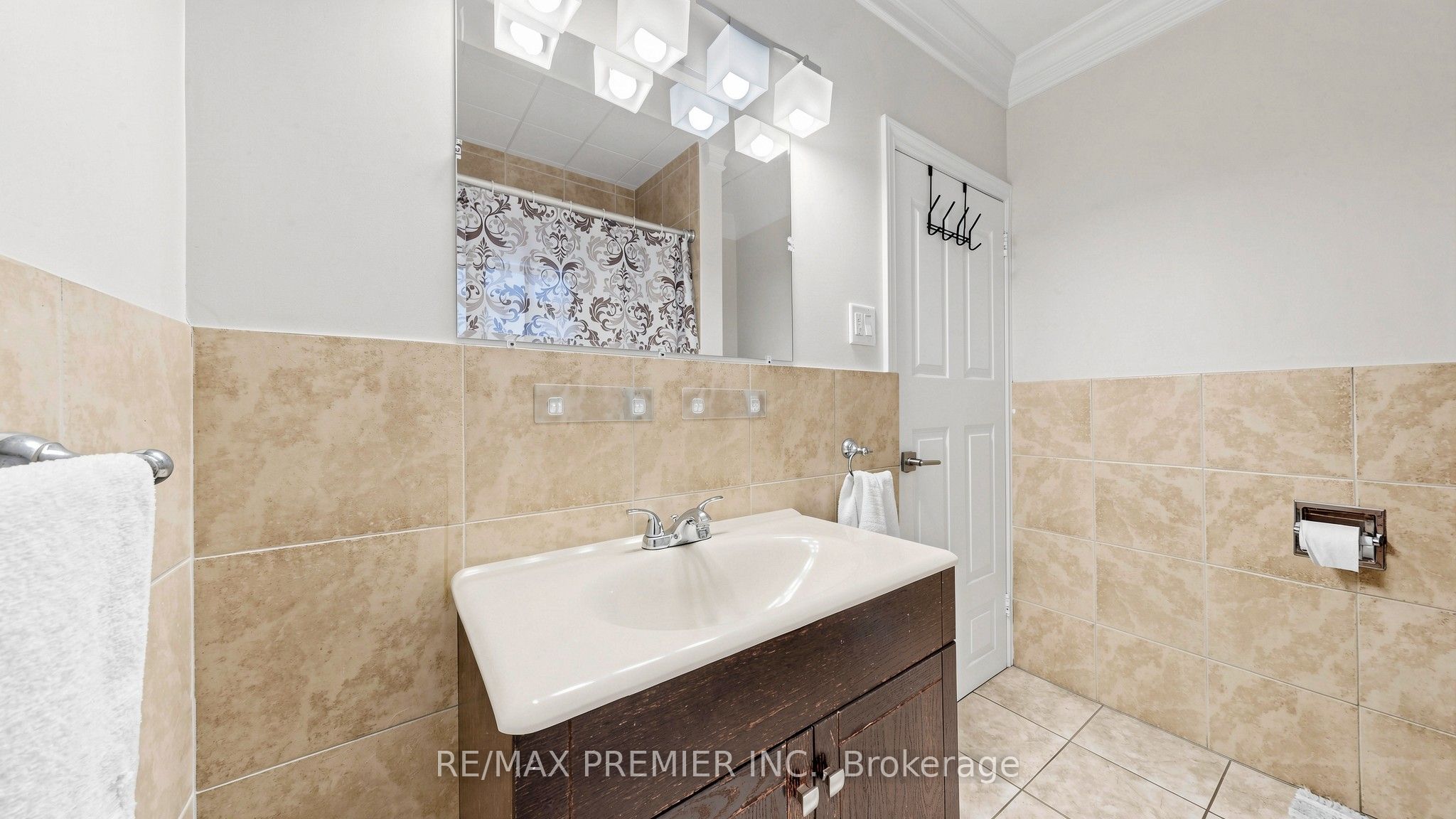 27 Cambridge Avenue Property Photo 15