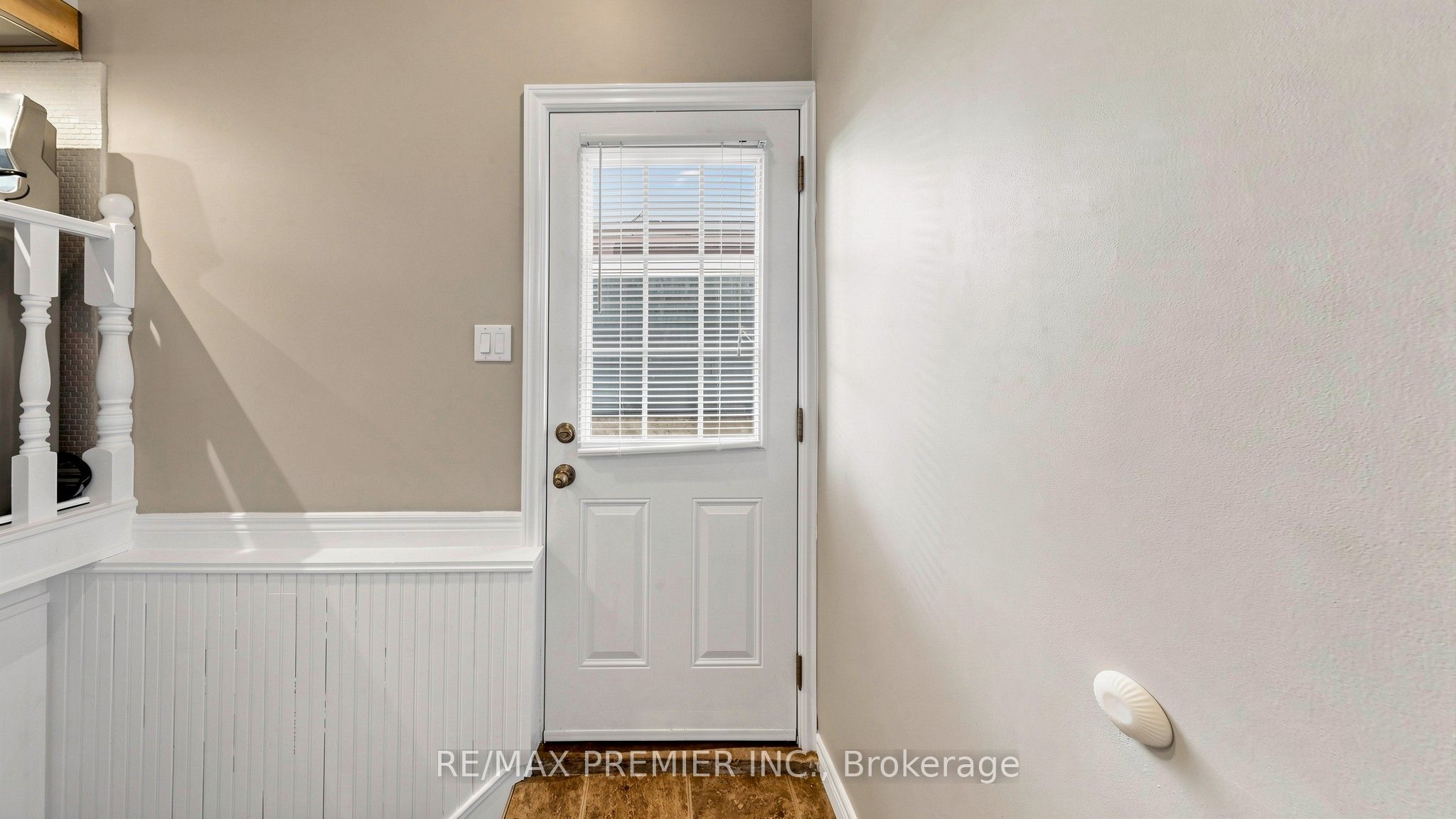 27 Cambridge Avenue Property Photo 17