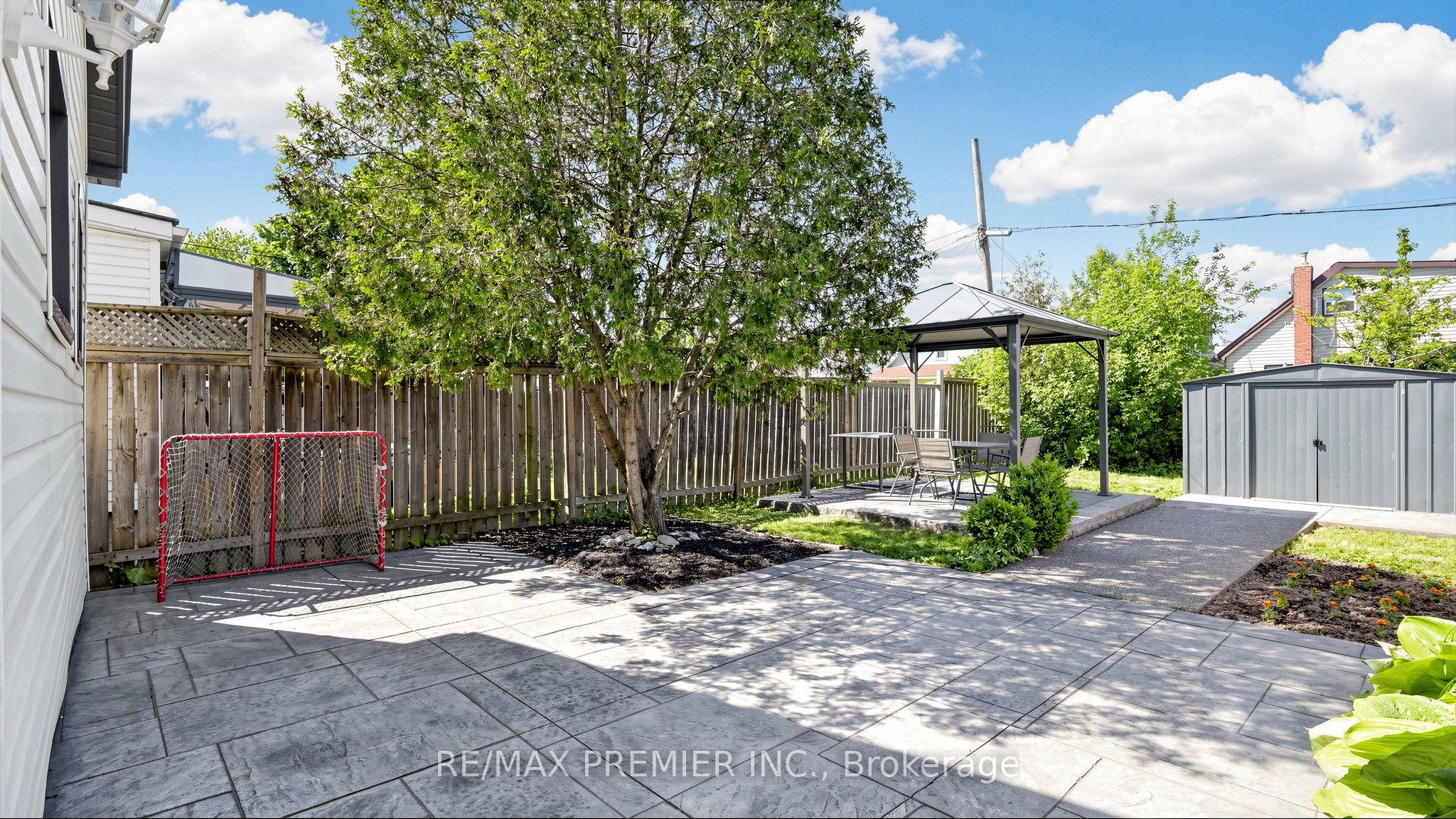 27 Cambridge Avenue Property Photo 24
