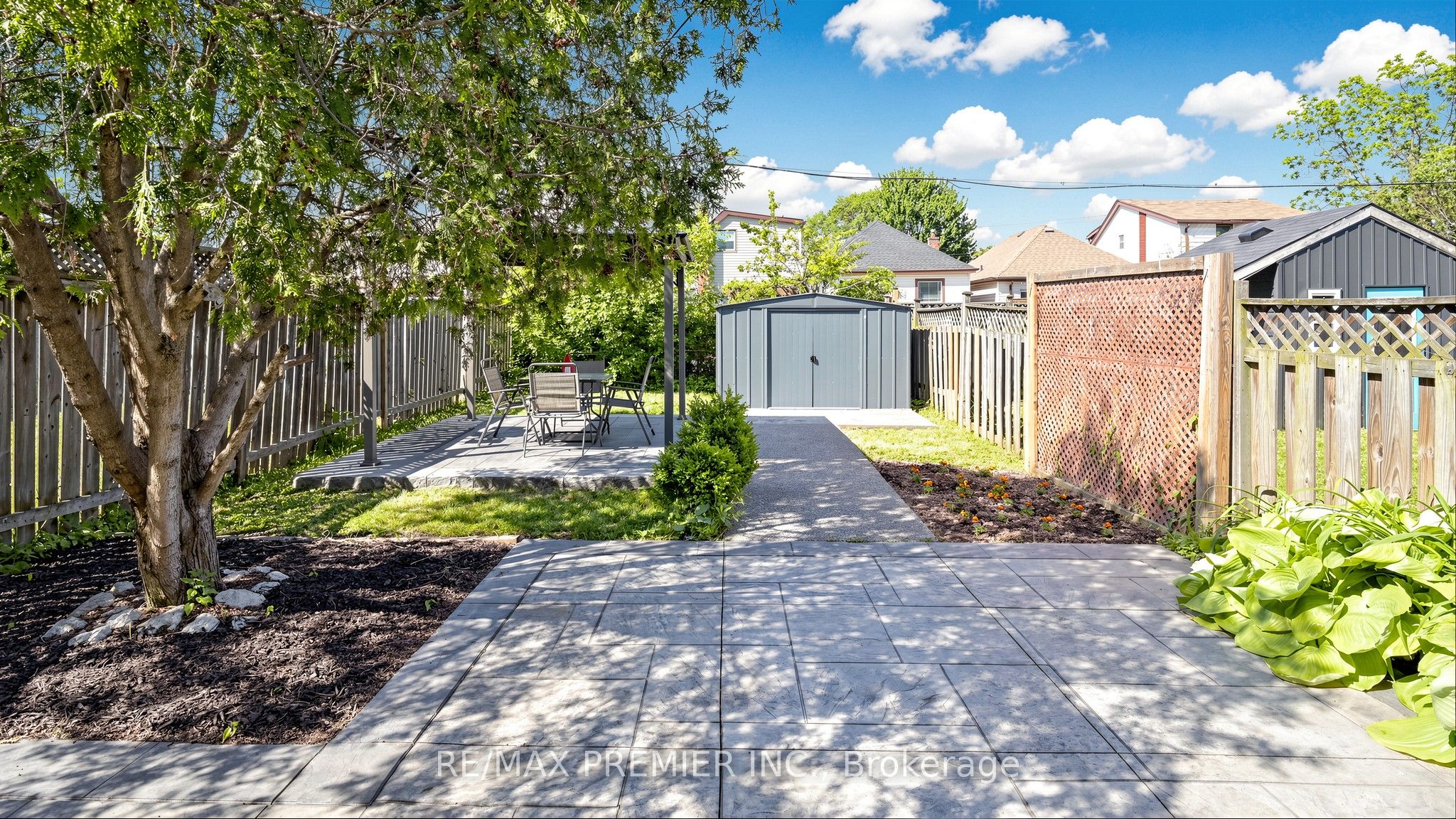27 Cambridge Avenue Property Photo 25