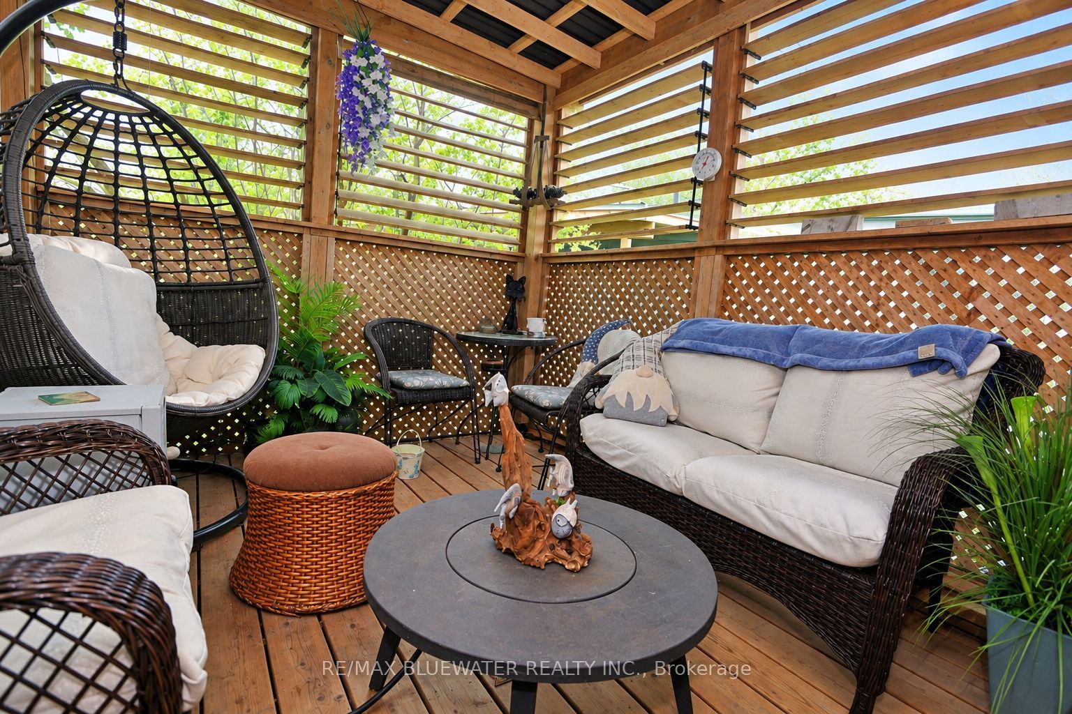 35 Pebble Beach Parkway Property Photo 15