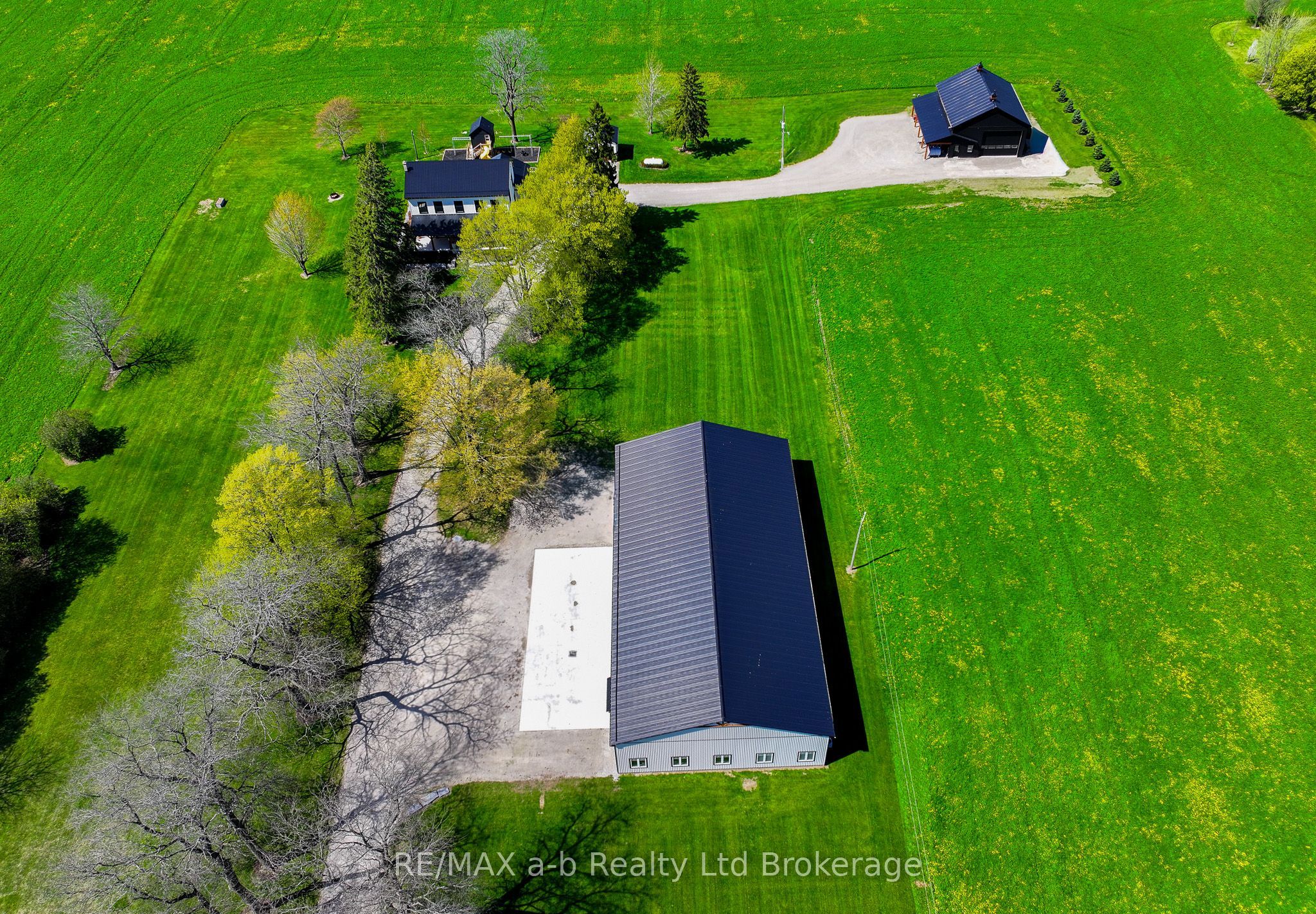184911 Cornell Road Property Photo 1