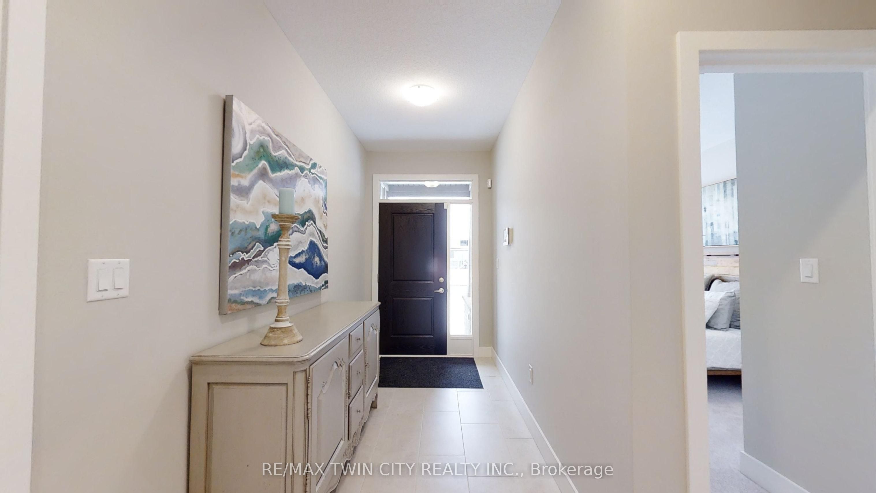 668 Chelton Road Property Photo 2