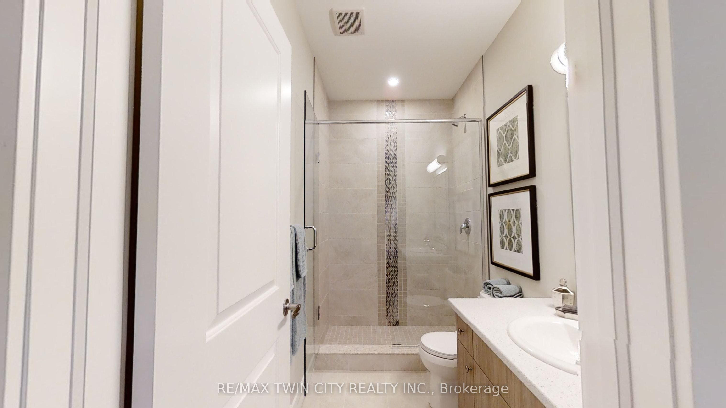 668 Chelton Road Property Photo 14