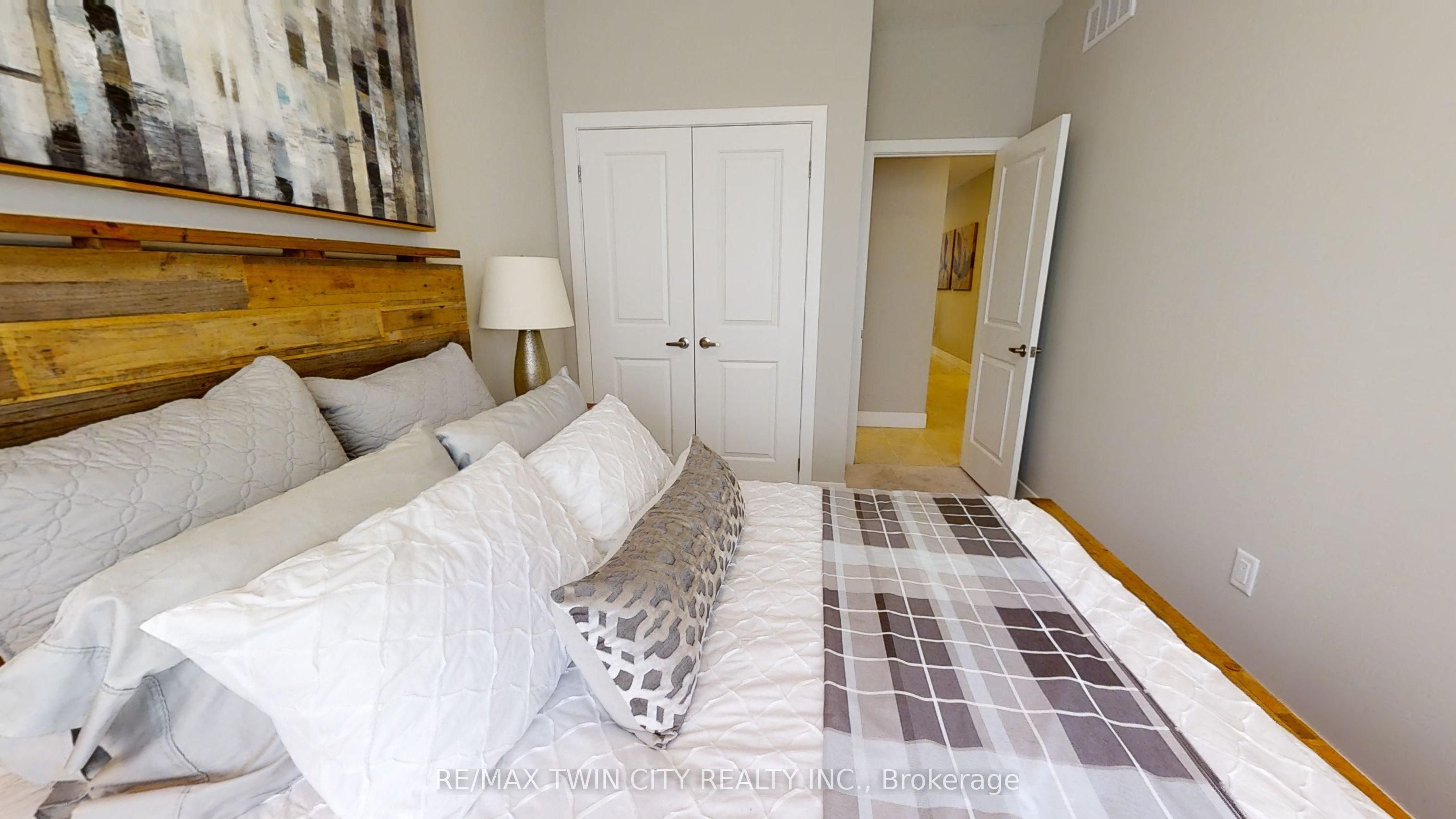 668 Chelton Road Property Photo 20