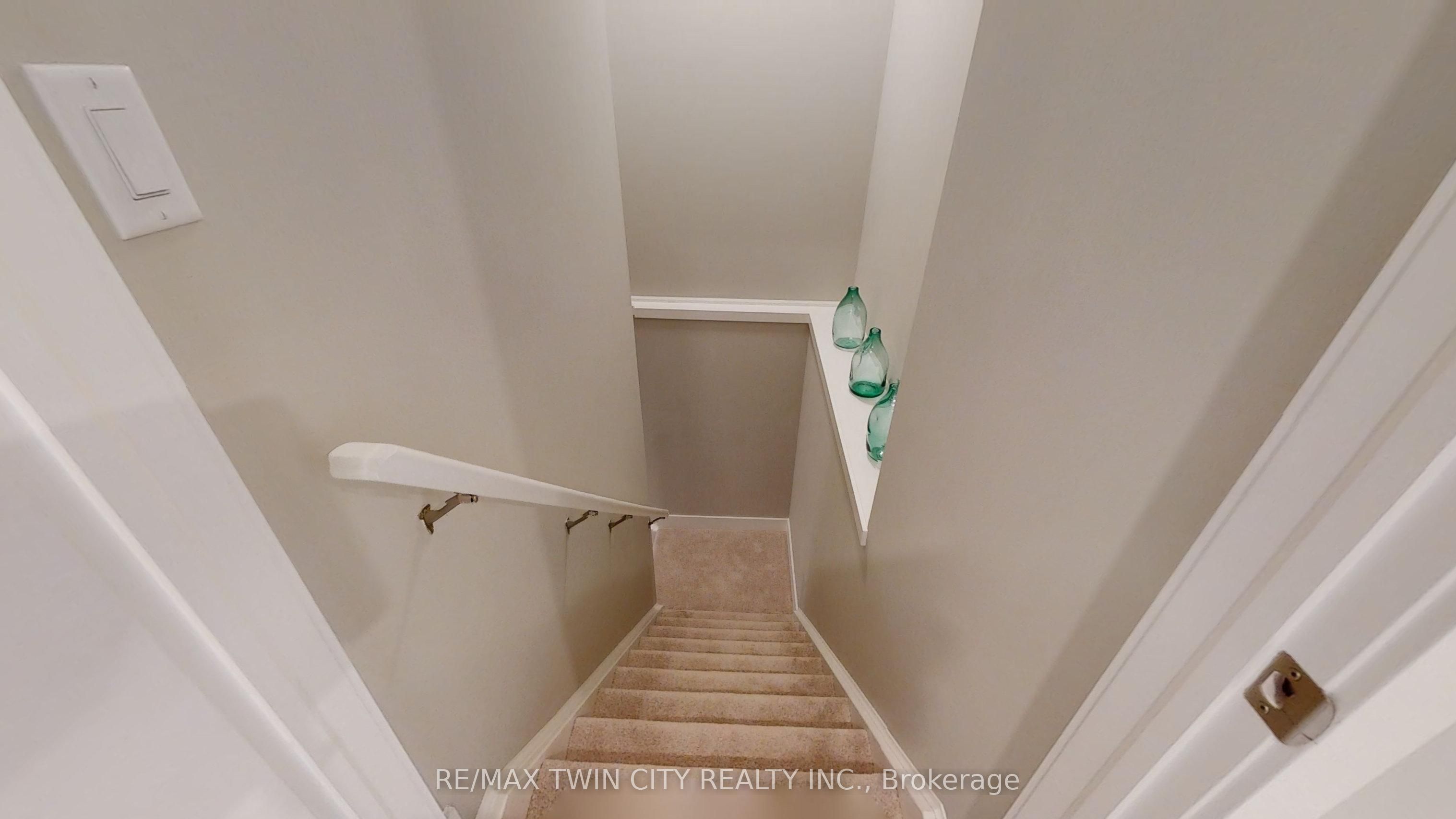 668 Chelton Road Property Photo 22