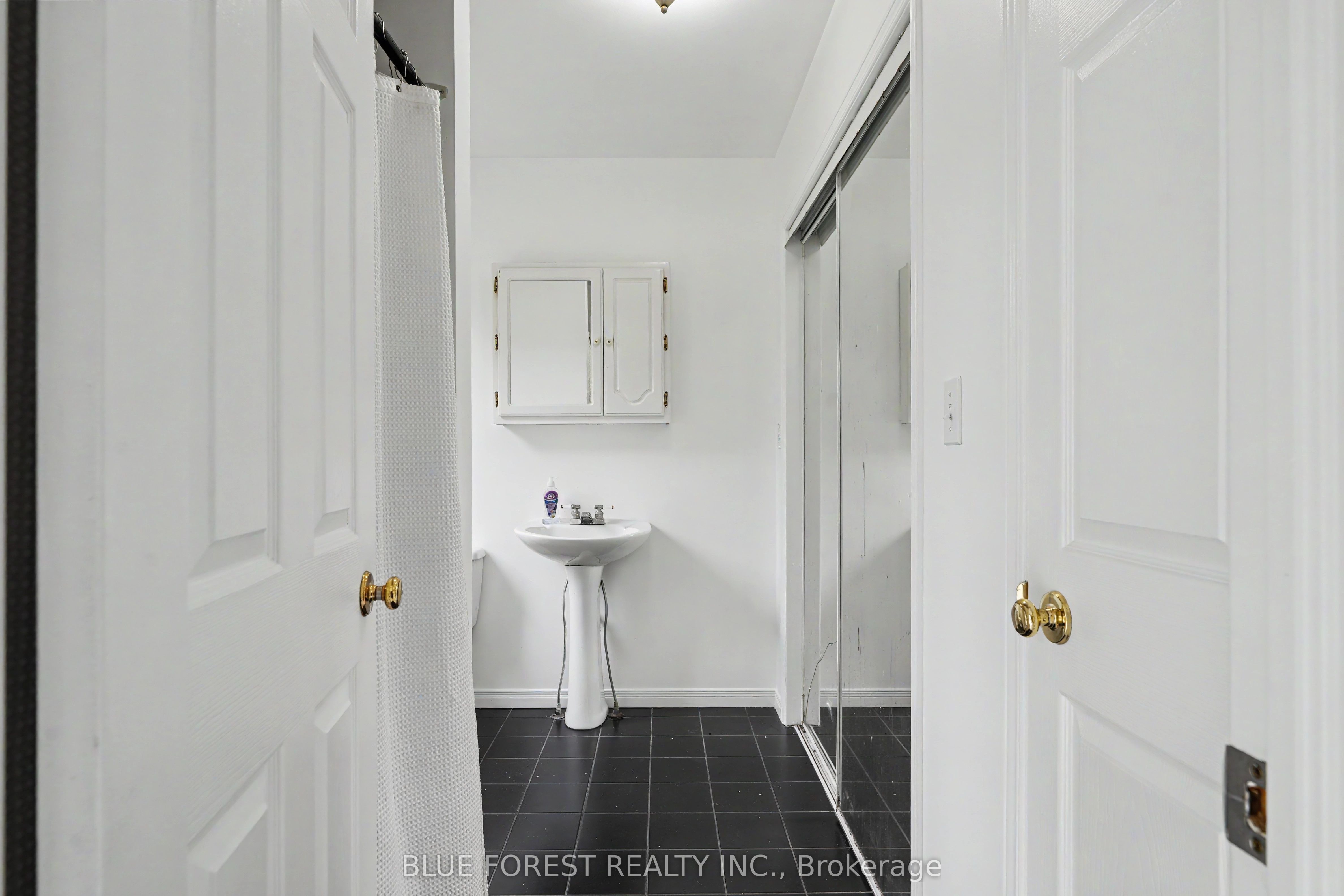 23706 Gray Line Property Photo 23