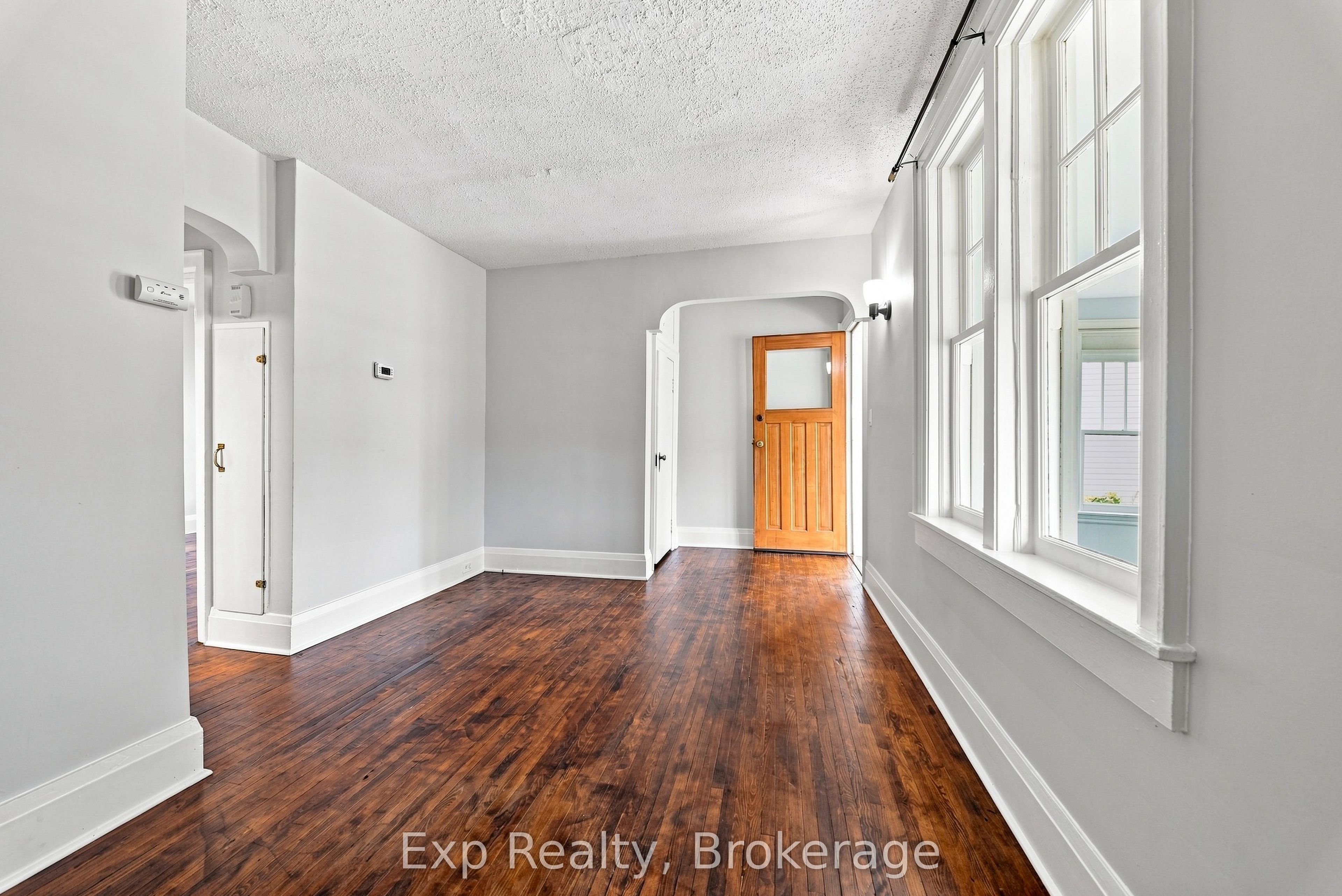 134 Catharine Street Property Photo 10